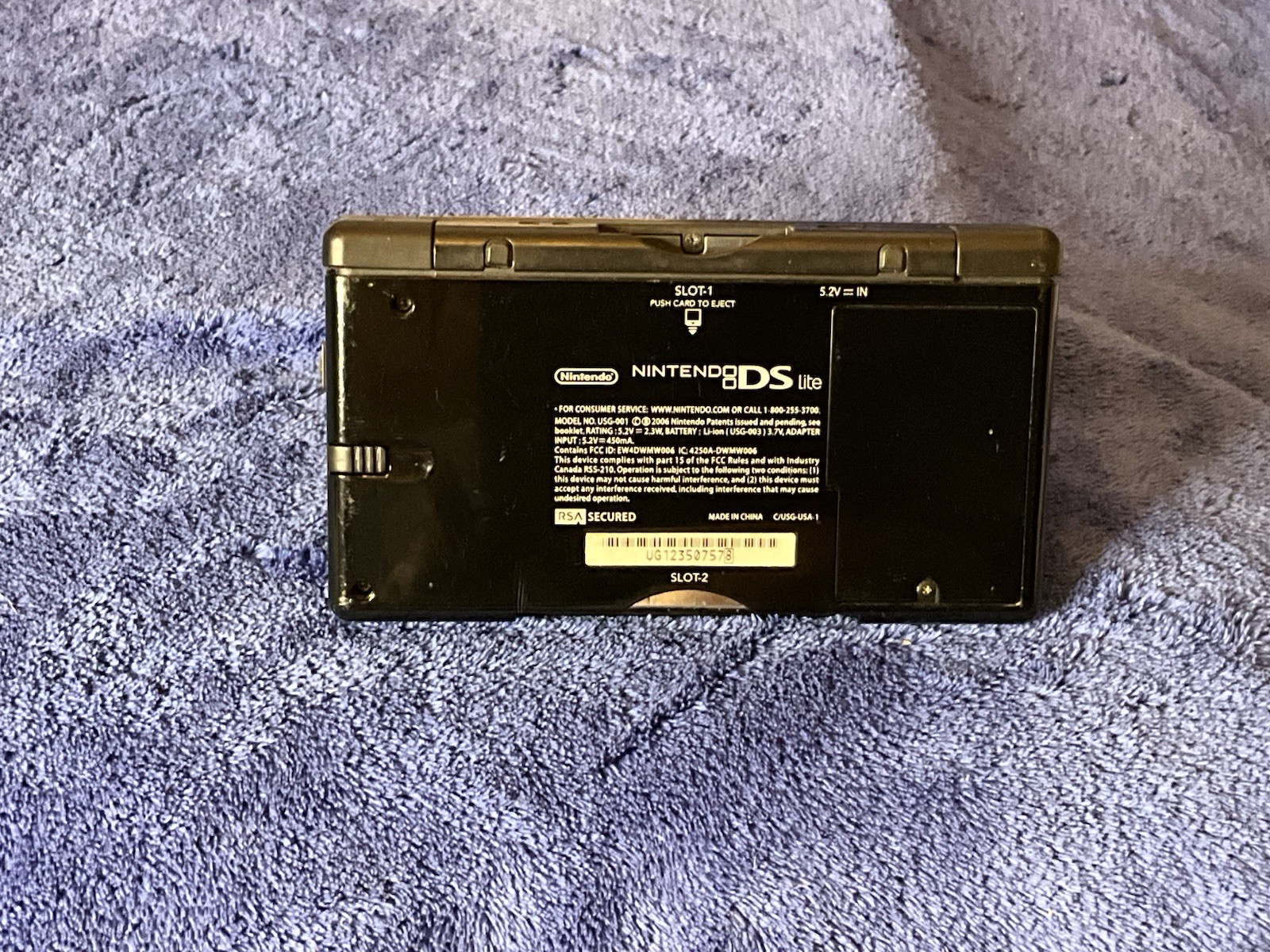 Nintendo DS Lite Black With Brand New Accessory Pack and 5 Games