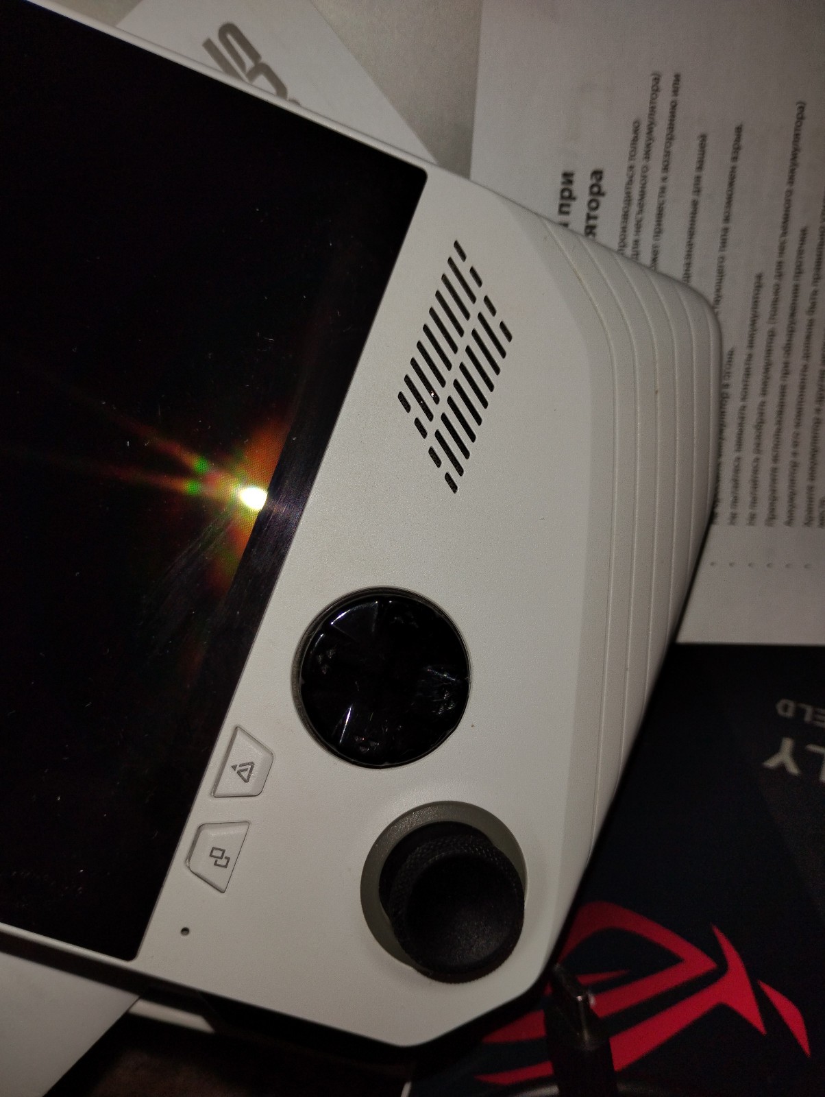 ASUS ROG Ally 7in 512GB White Gaming Handheld Console READ DESCRIPTION