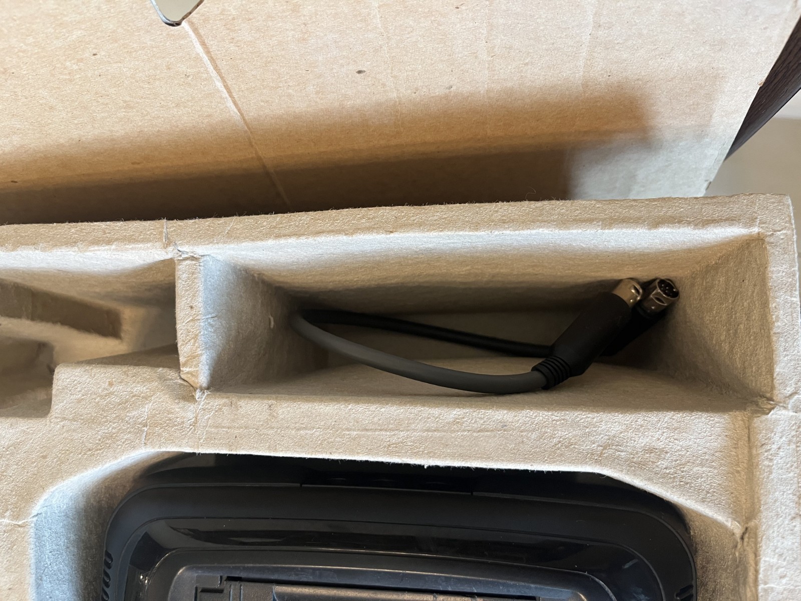 Sega 32X Unit System Console In Box w/ Crossover Cable