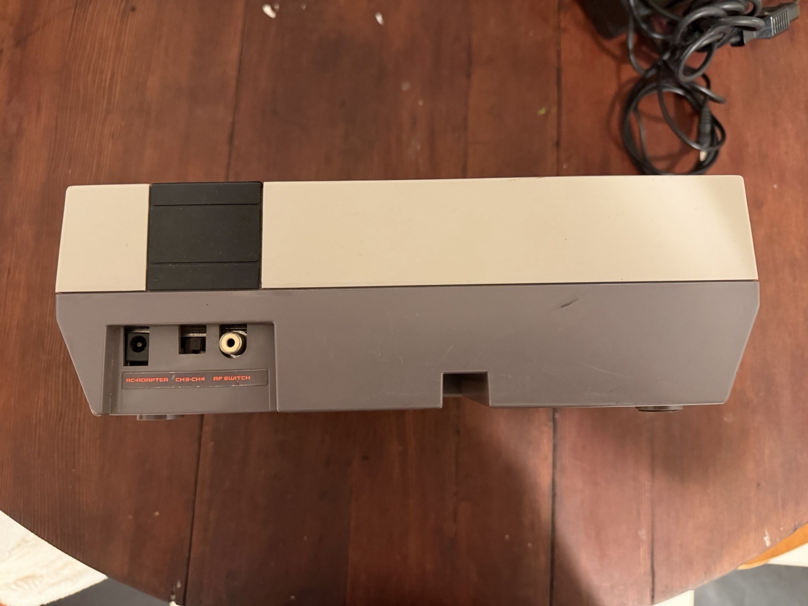 Nintendo Entertainment System Home Console with games and zapper TESTED nes