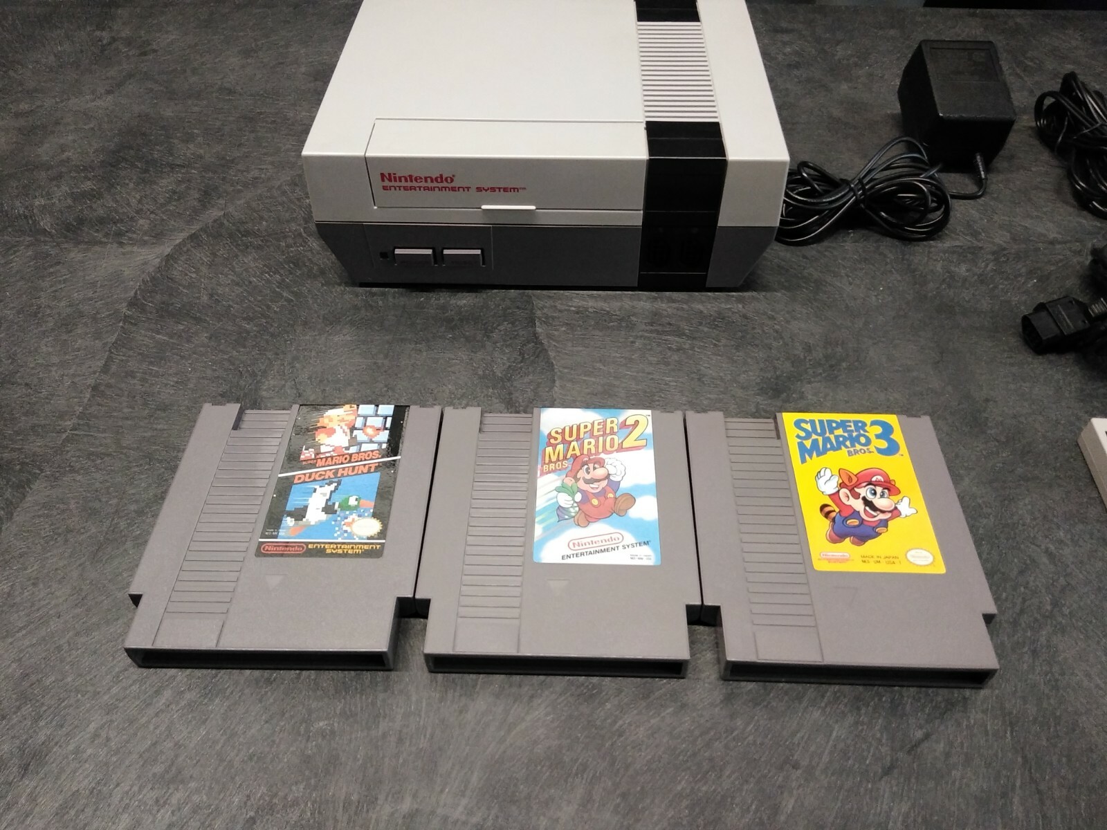 Original Nintendo Entertainment System NES with Mario 1-3 Mint Condition Console