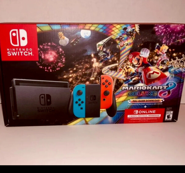 BUNDLE — Nintendo Switch/Mario Kart 8 Deluxe/Nintendo Online — FREE SHIPPING!