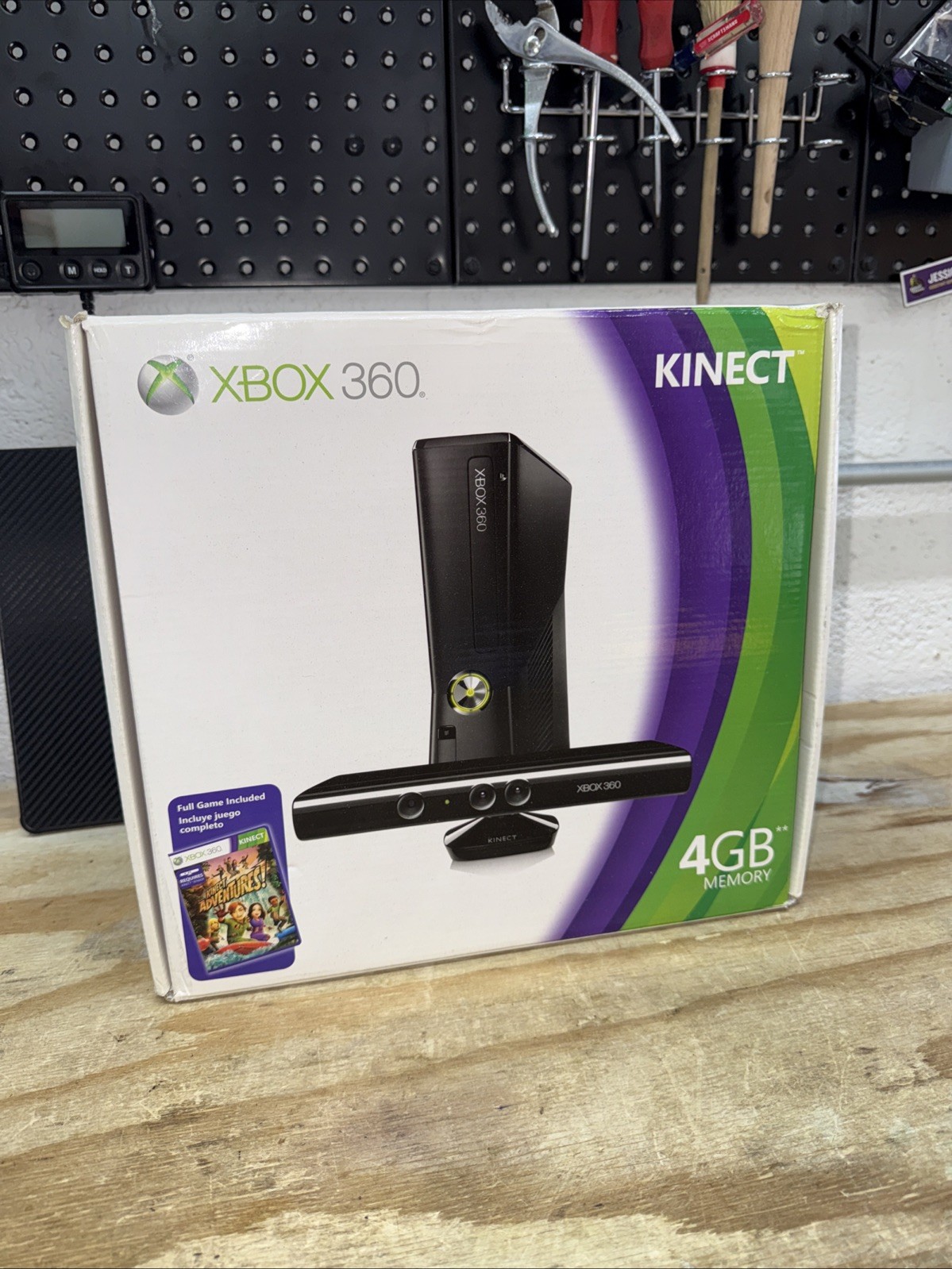 Microsoft Xbox 360 S Gaming Console and Kinect – Black LOOK! ⭐️