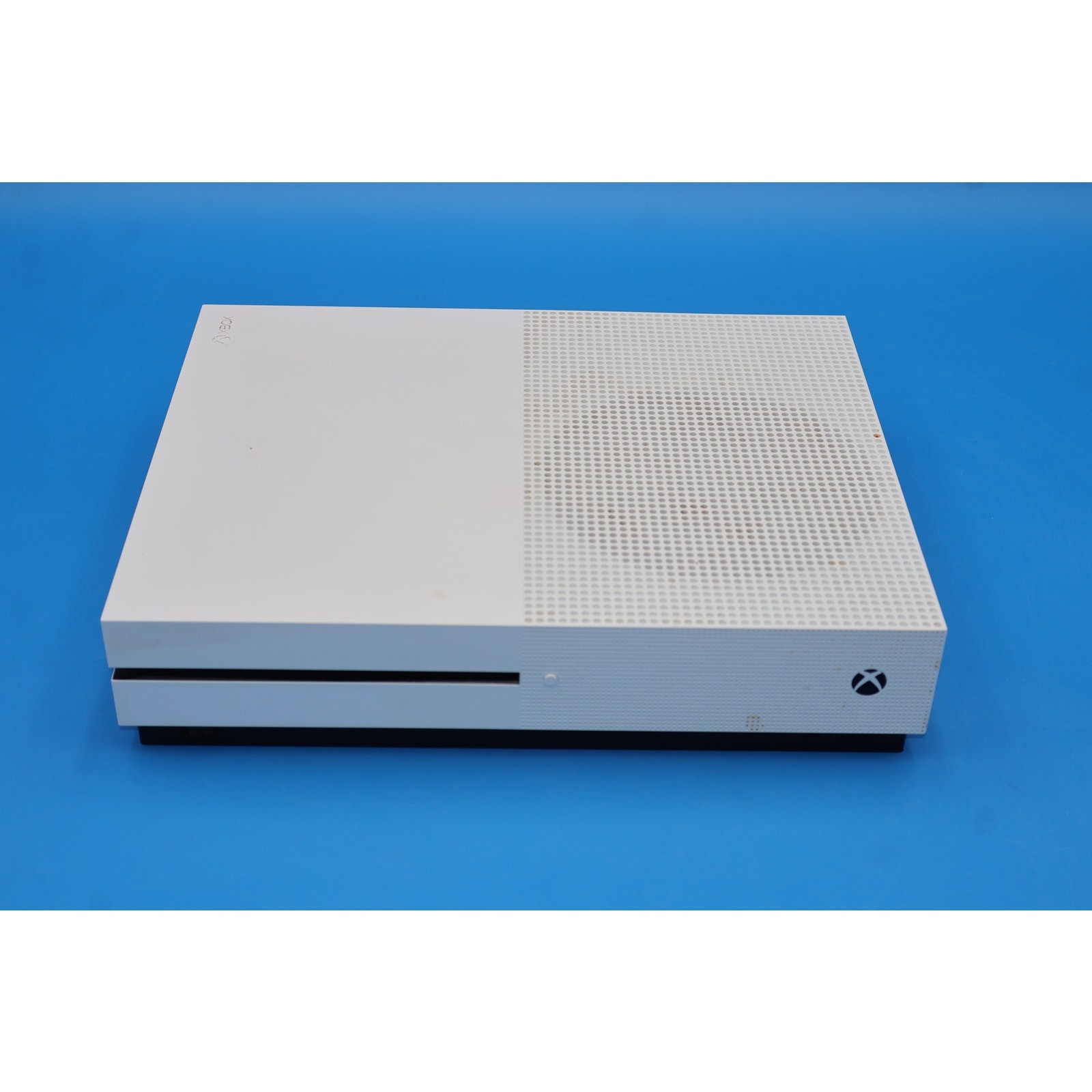 Microsoft Xbox One S 500GB White Console (Model 1681) w/ Controller