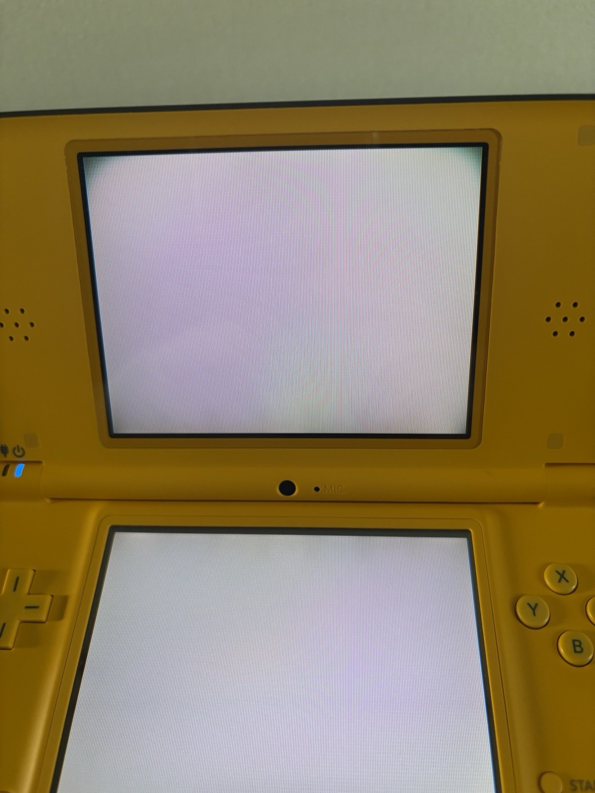 Nintendo DSi LL Yellow Console With charger BOX USED