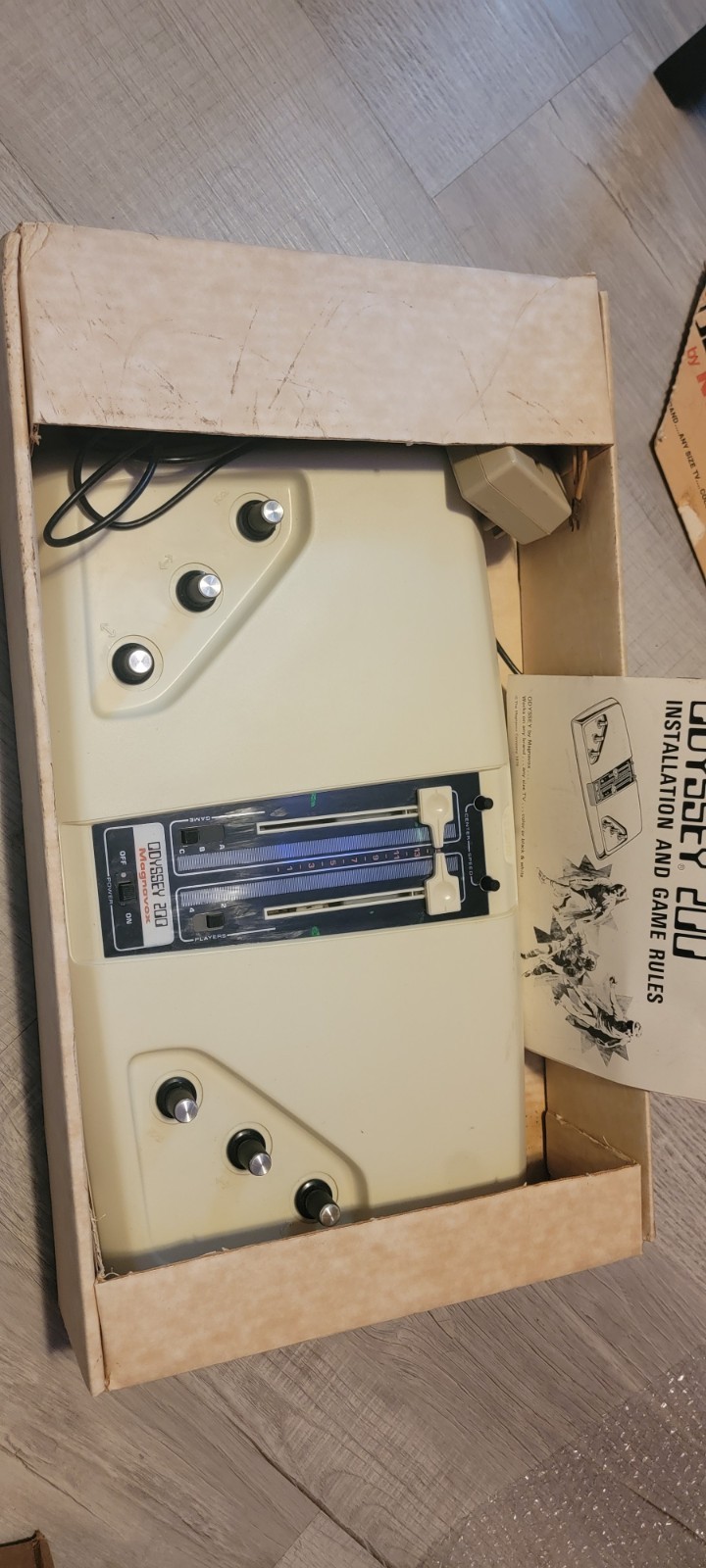Magnavox Odyssey 200 Home Video Game Console RF Box Manual Beige