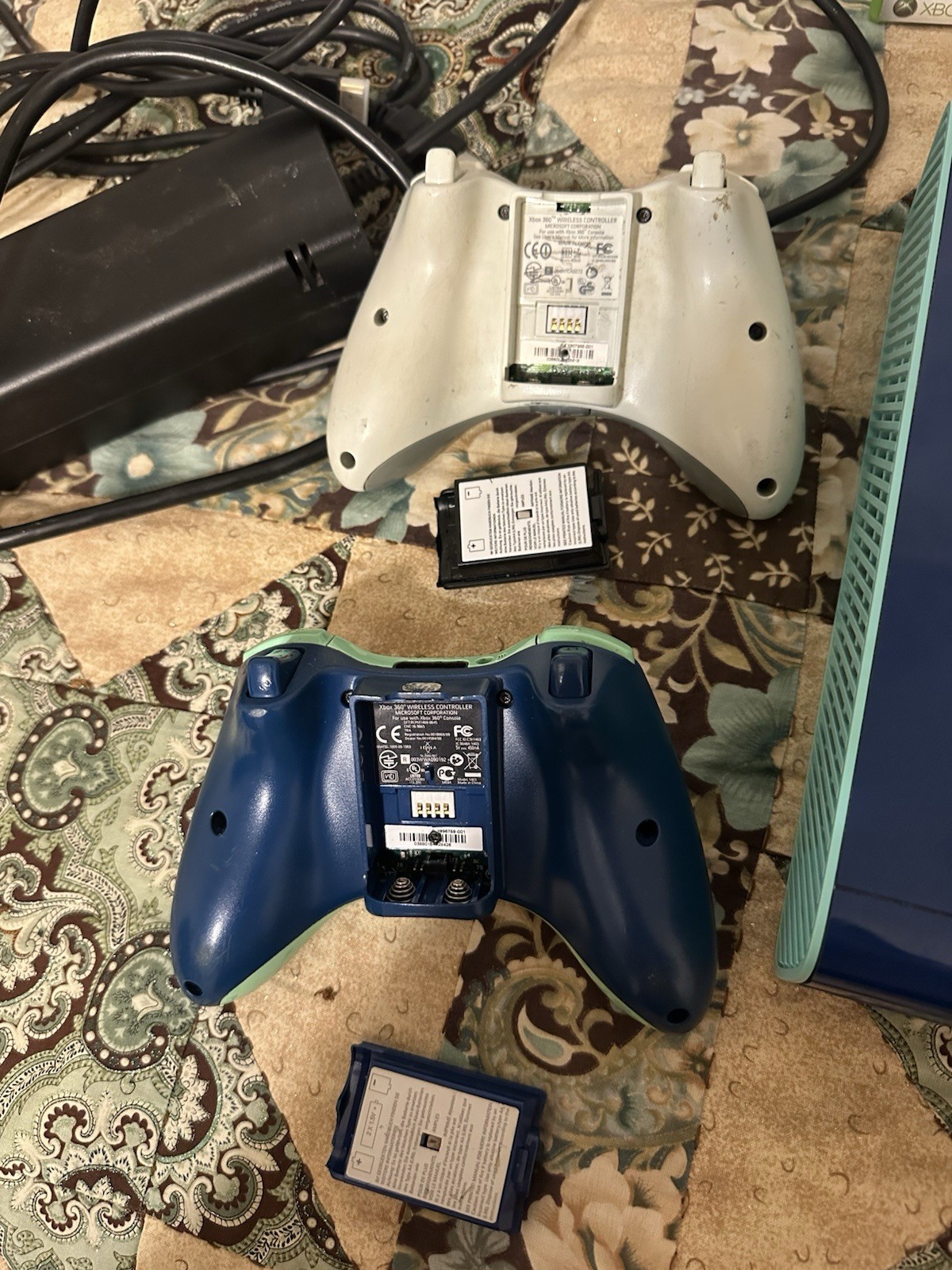 Xbox 360 E Special Edition 500GB Blue Console Near Cib Lot Read Description