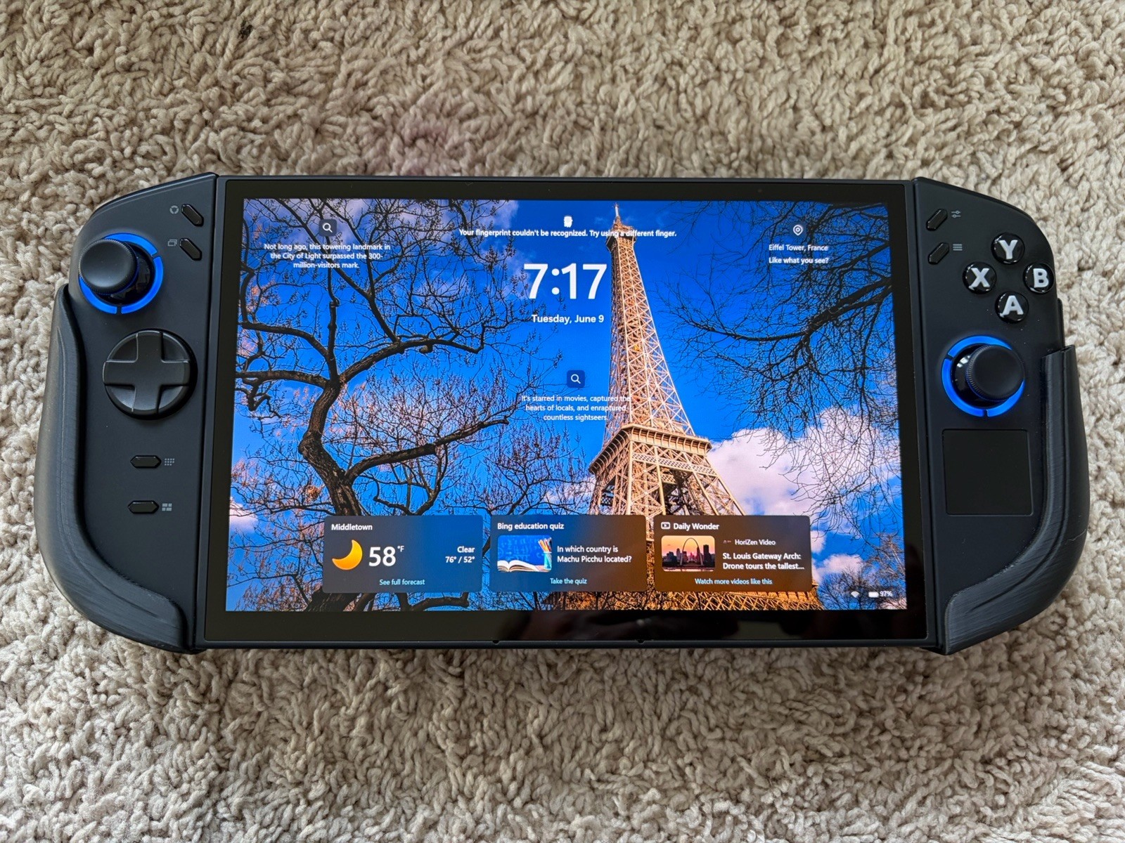 Legion Go 2 with Z2 Extreme, 32 GB RAM, 1TB HD, OLED (In Hand) MINT