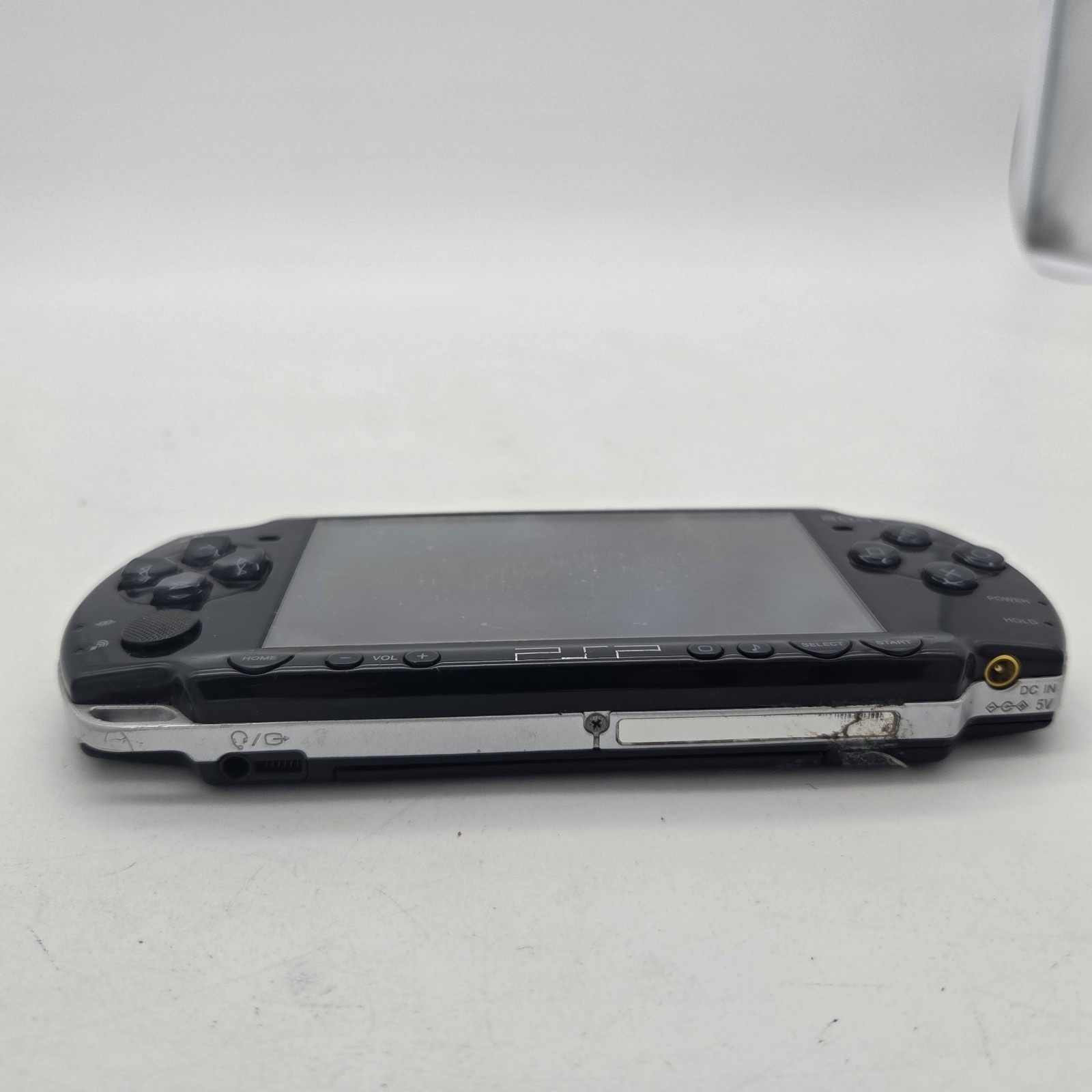 Sony PSP 2001 Black Powers On- Needs Battery And Cover
