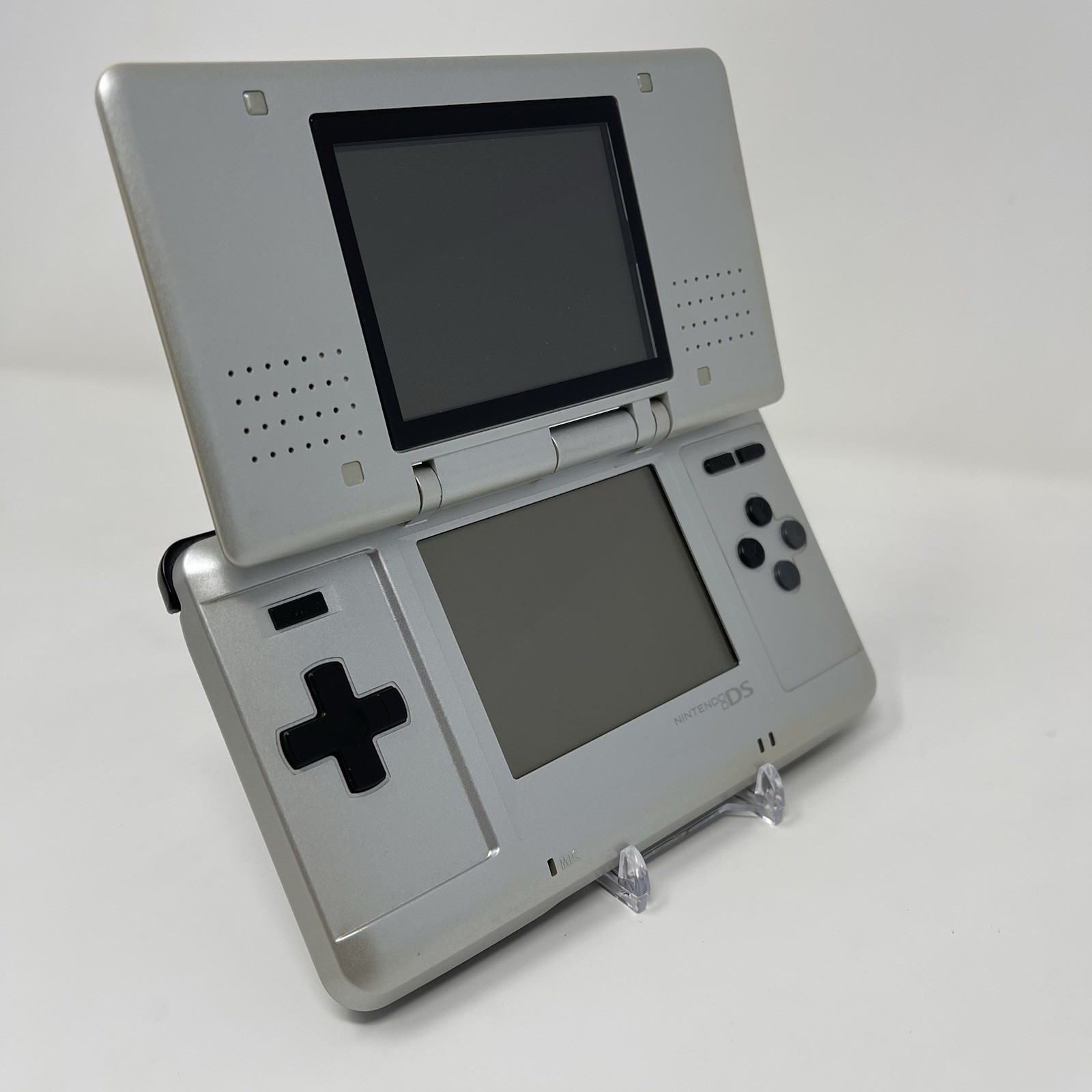Silver Nintendo DS Original – (NTR-001 ) w/ Box – Good Condition – Japanese