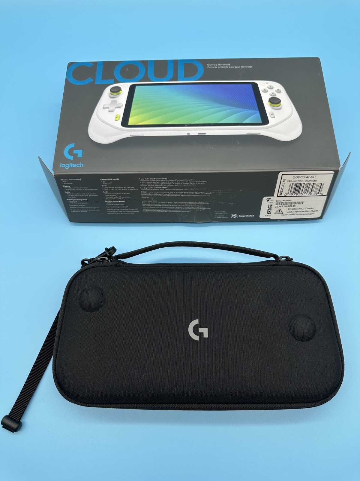LOGITECH G Cloud Handheld Gaming Console 64GB White w/ Case Box Charger VG