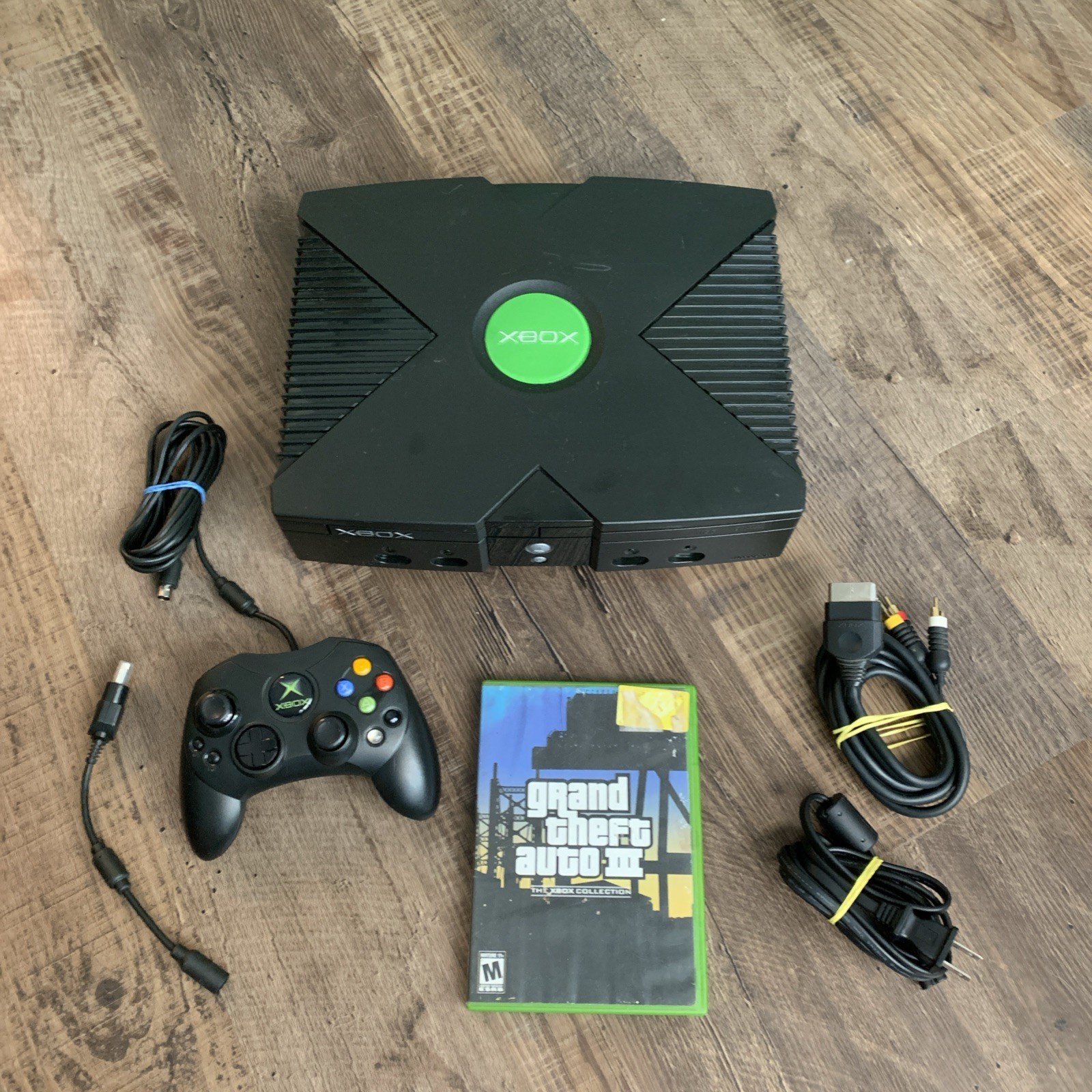 Original Microsoft Xbox Console w/ Controller, Cords, GTA III Tested & Working!!