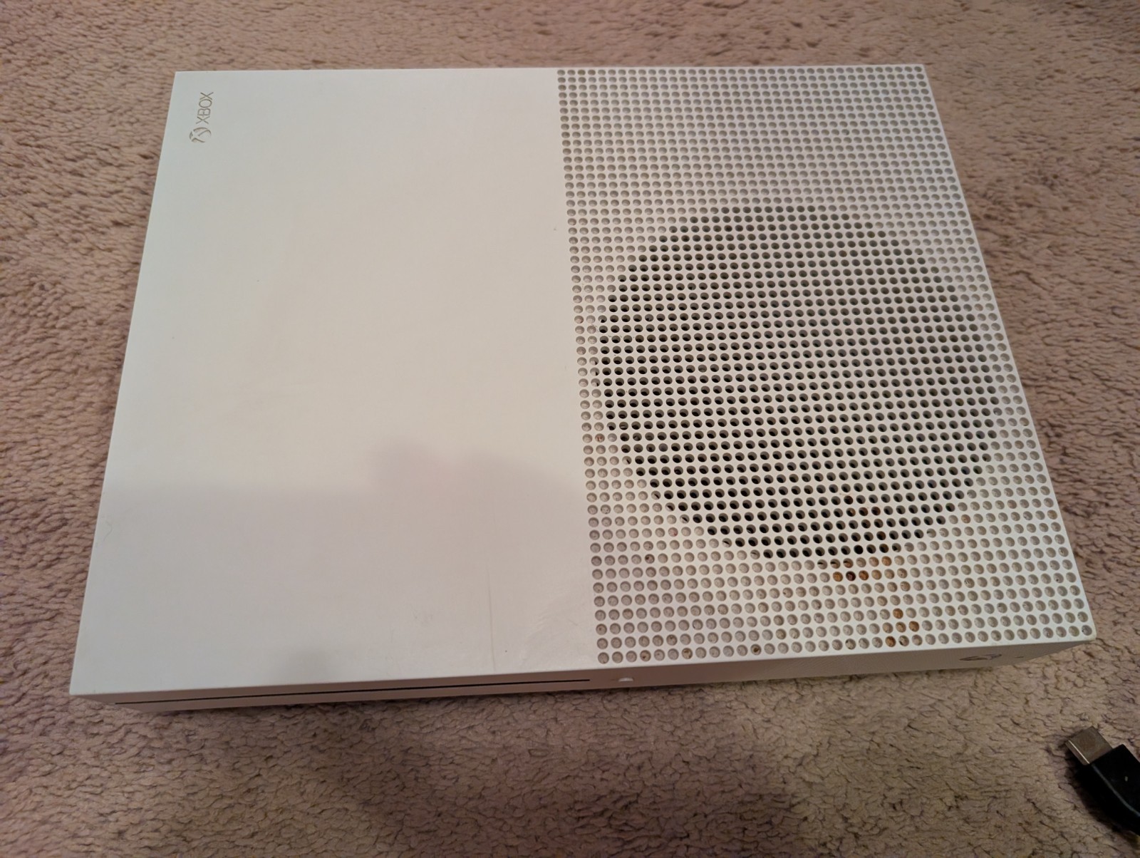 Microsoft Xbox One S 1TB White Console 1681 Bundle w/Controller, Cords Working