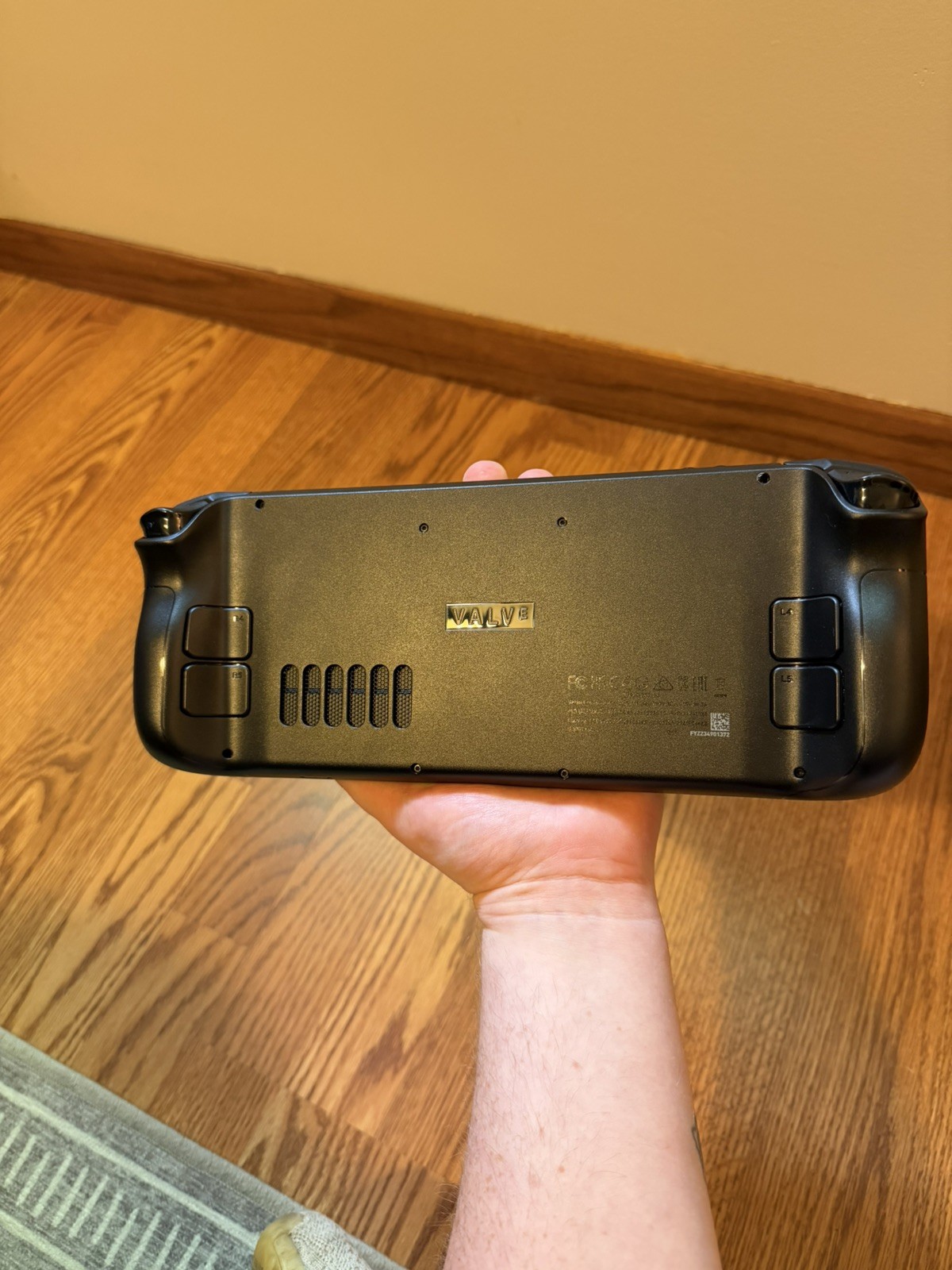 Valve Steam Deck OLED 1TB Charger & Case – Excellent Condition