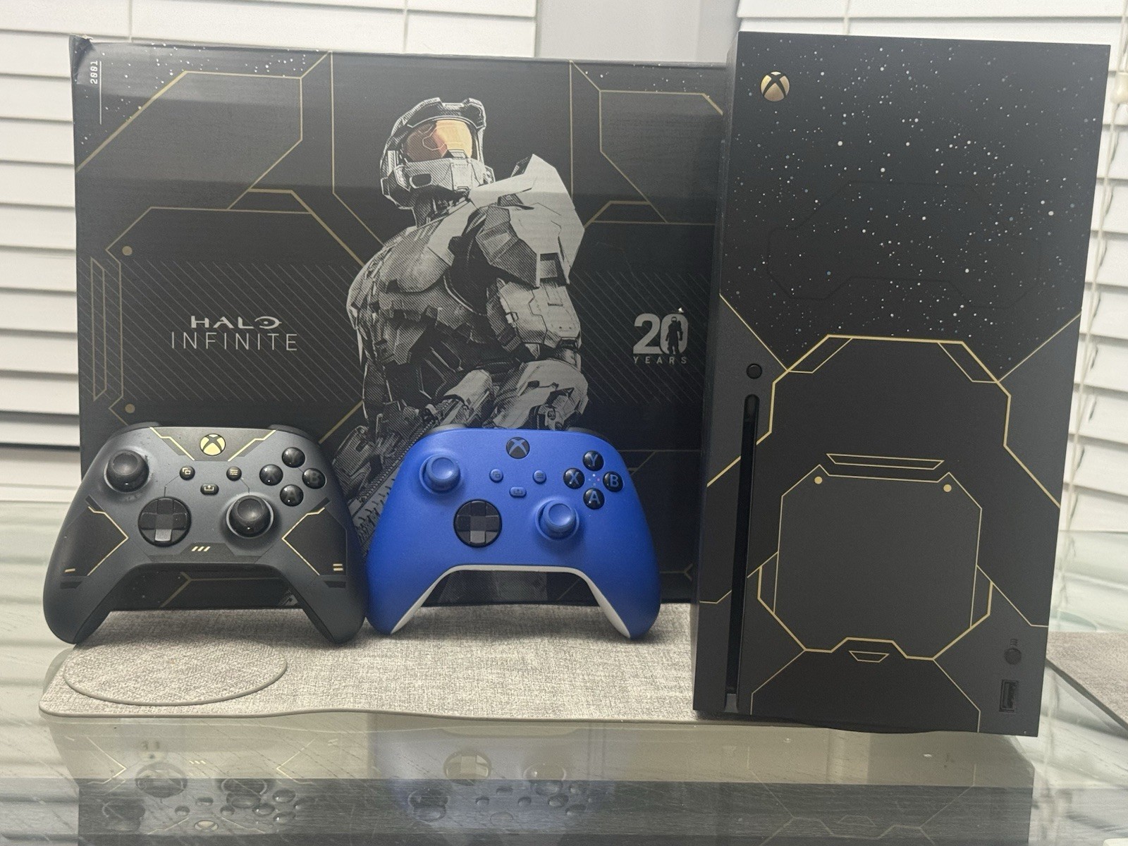 Microsoft Xbox Series X 1TB Console Halo Infinite Limited Edition Bundle W/ Box