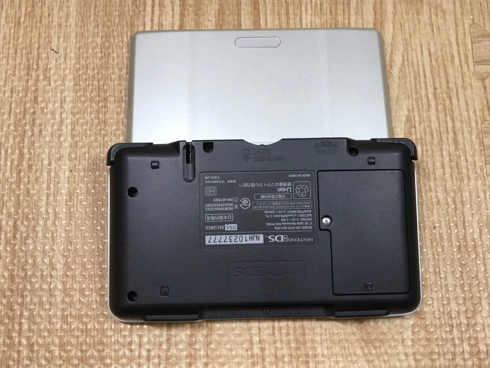 Nintendo DS Platinum Silver Console Nintendo Japan – With Defects LG9508