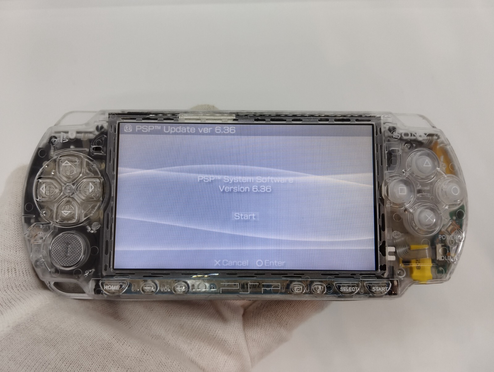 Sony PSP 2000 System w/Charger Clear color Region Free Import Custom w/Battery