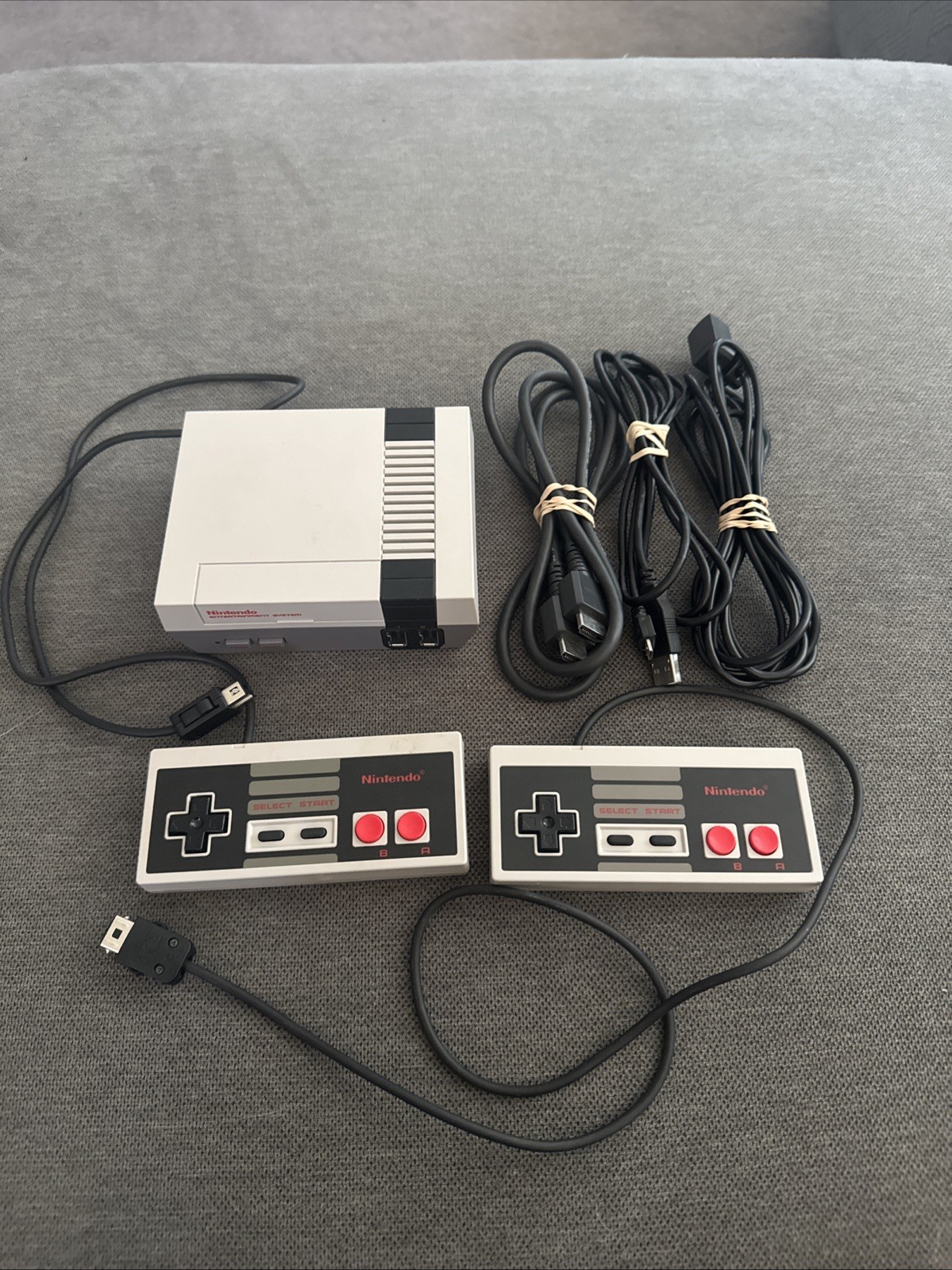 Nintendo Entertainment System NES Classic Edition Model CLV-001 Mini Console OEM