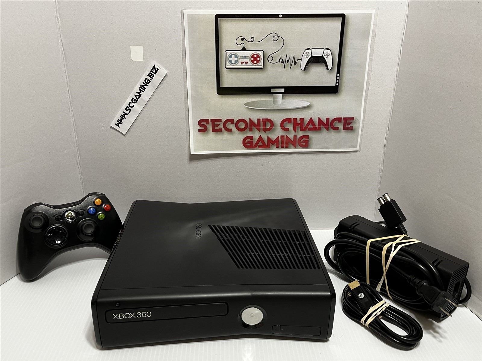 Xbox 360 S Slim 1439 320GB Bundle with Controller – Fully Refurbished -Fast Ship