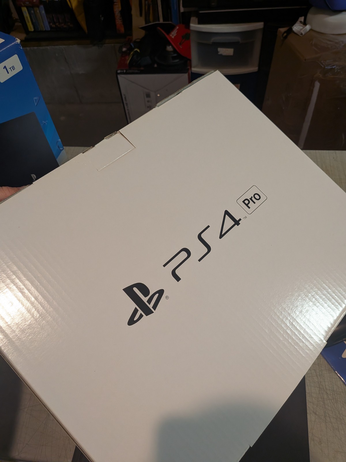PlayStation 4 Pro 1TB PS4 Console System Bundle Controller 1 YEAR WARRANTY!