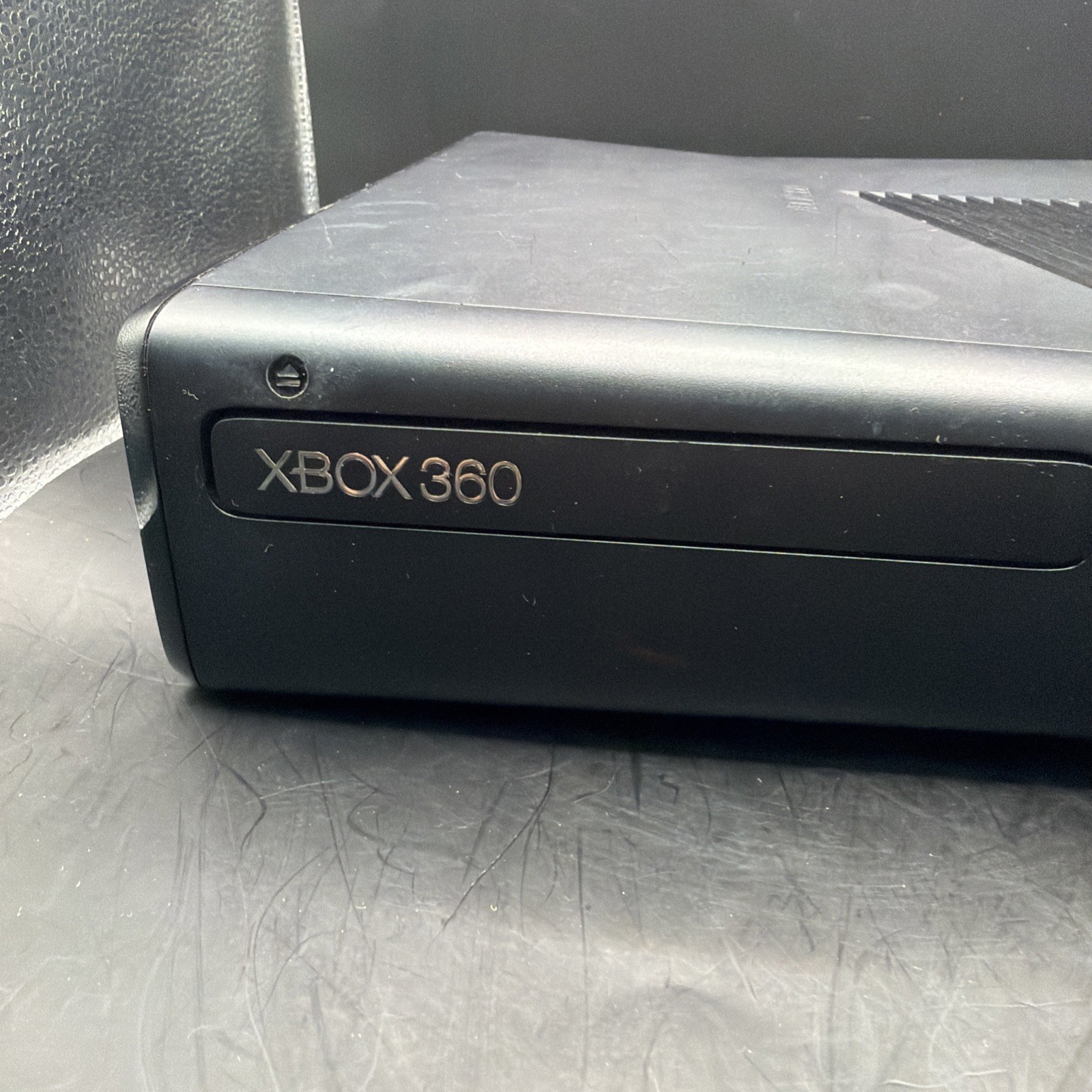 Xbox 360 Slim 250GB Console Bundle Controller 6 Games Tested and Working