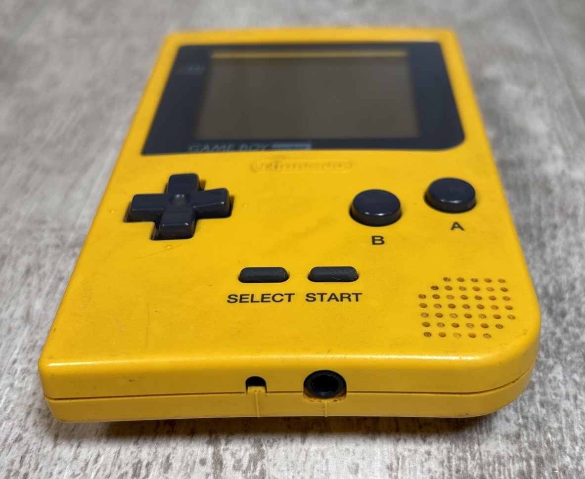 Nintendo Game Boy Pocket MGB-001 Yellow OEM