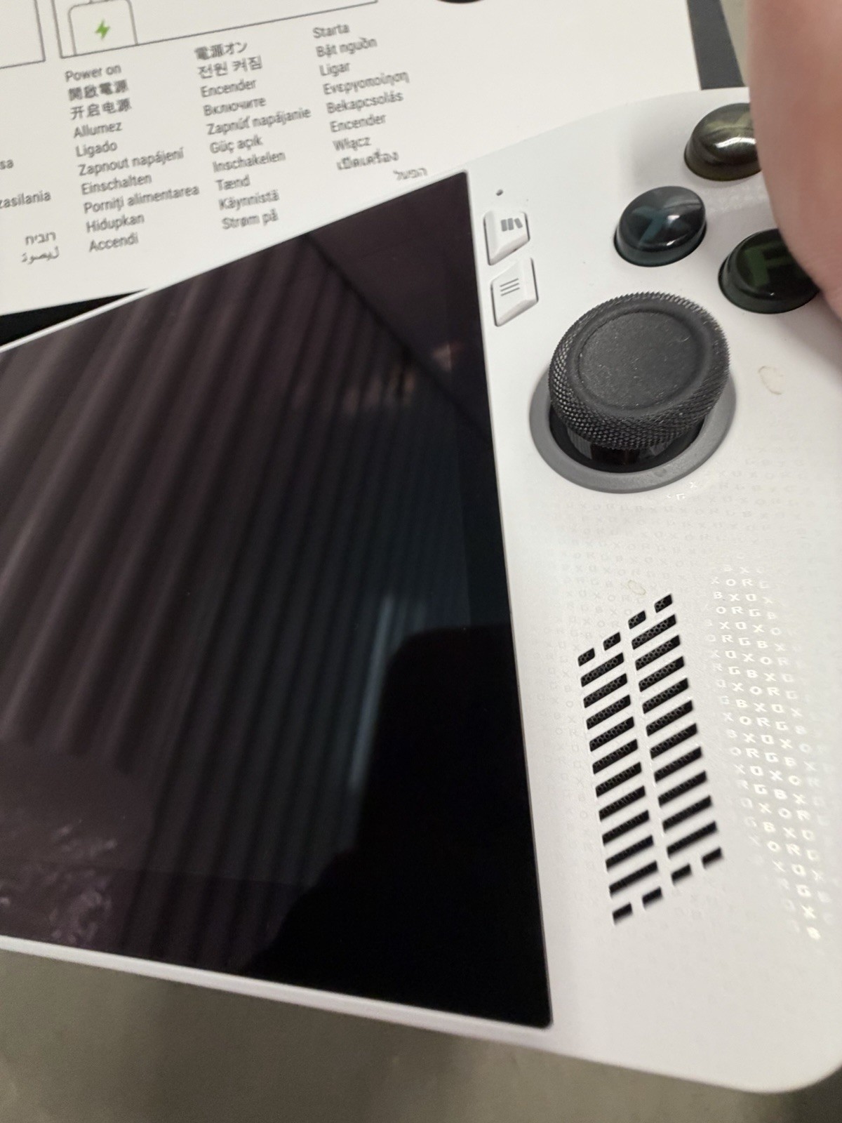 BARELY USED Asus ROG Xbox Ally Handheld Console White 512GB – Excellent!!
