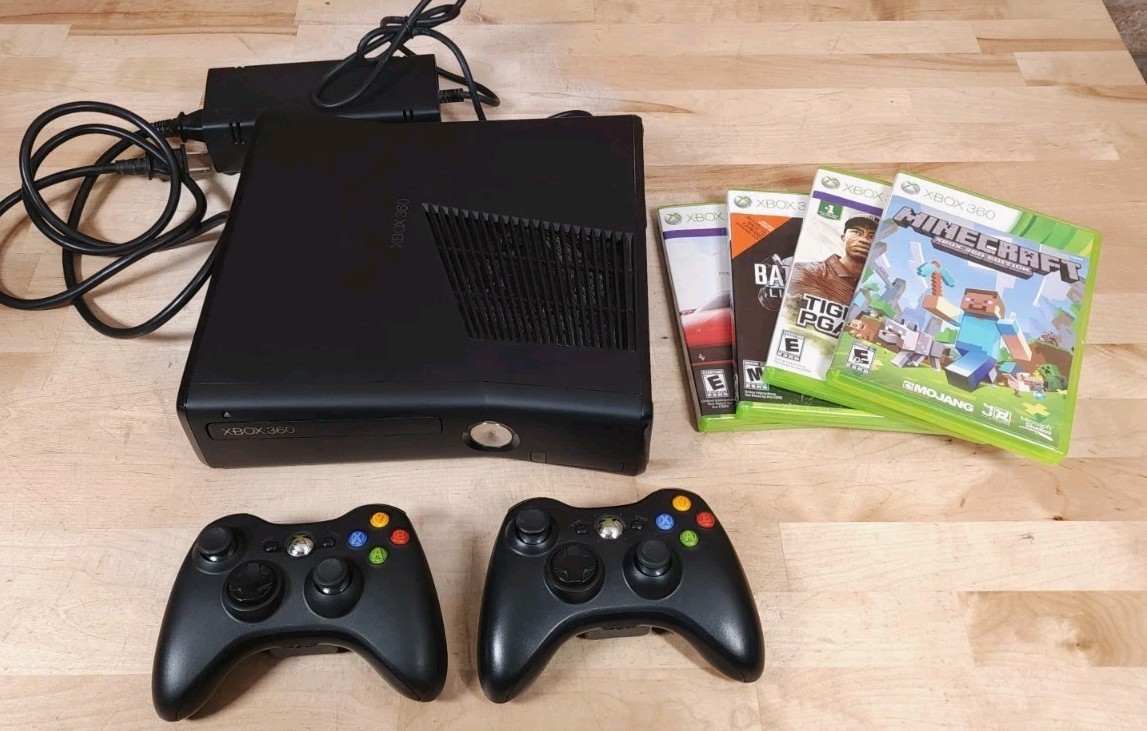 Microsoft XBox 360 S Slim Model 1439 250GB Console System 4 Games Tested