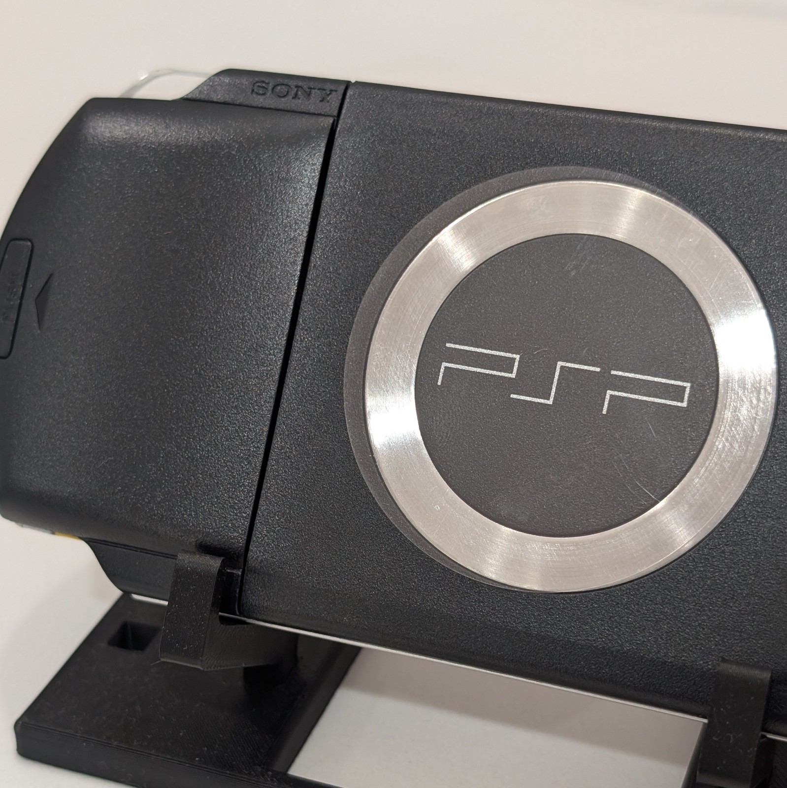 Sony PSP 1000 Laminated IPS w/ 128GB microSD Card – Gray/Black | Read Desc.