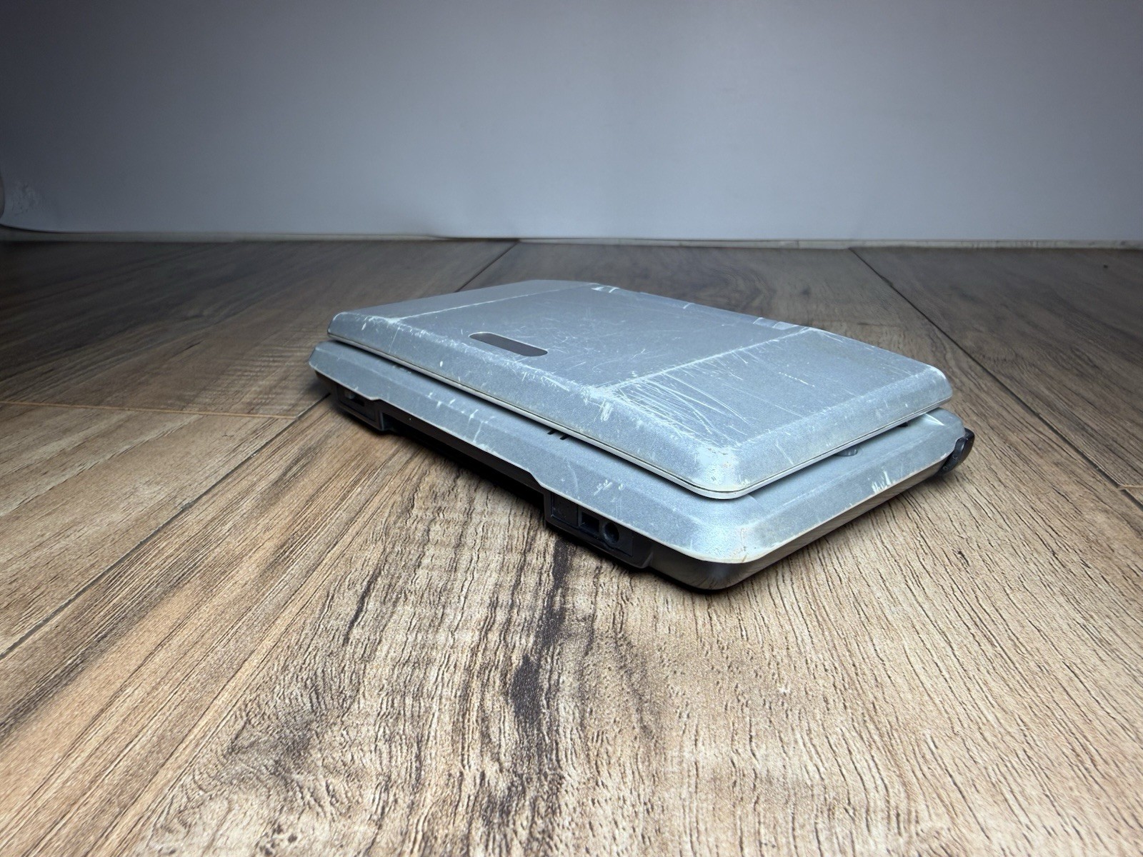 Nintendo DS Original (Titanium Silver, NTR-001) – FOR PARTS OR REPAIR – NO POWER