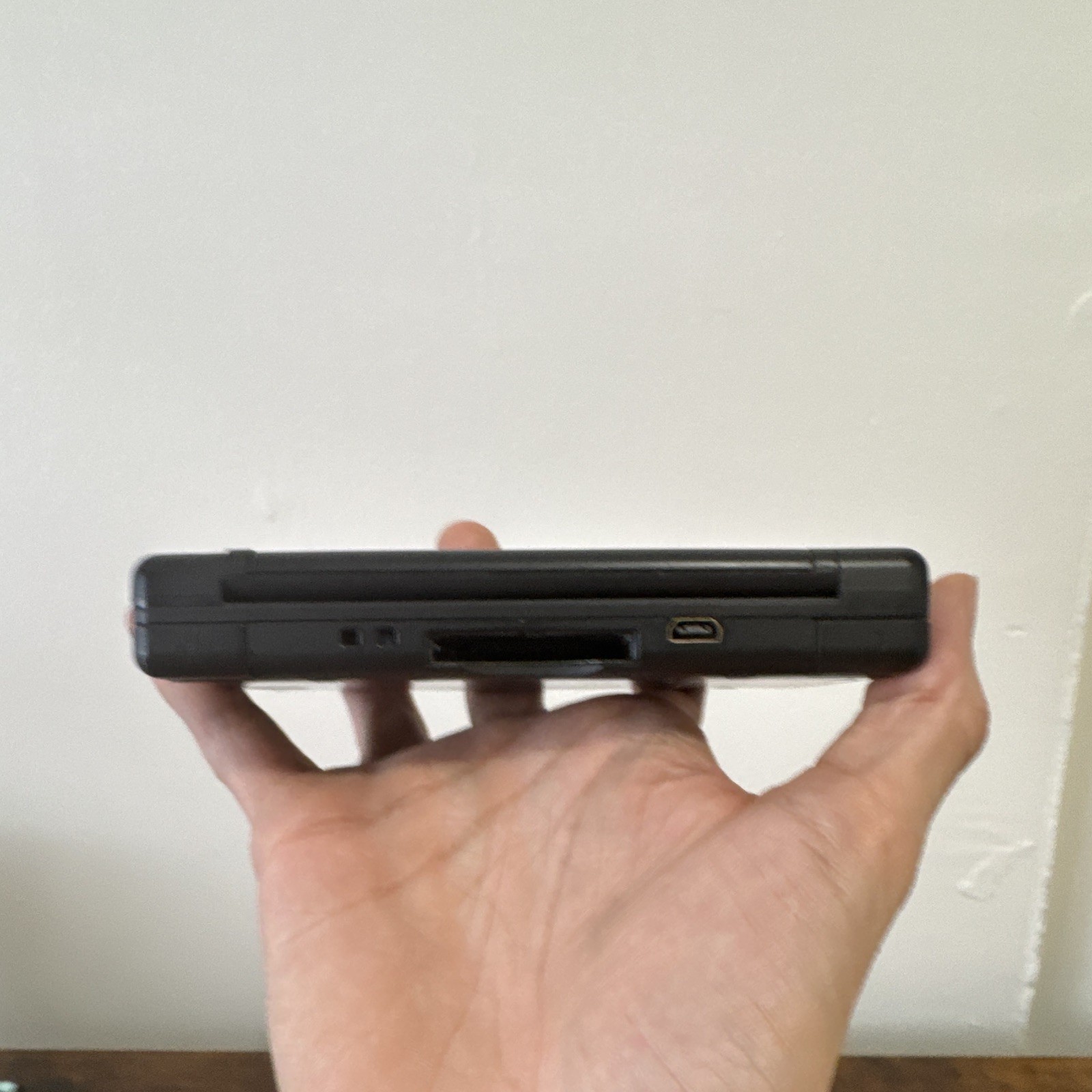 Black Nintendo DS Lite USG-001 w/ Stylist *TESTED/WORKING**