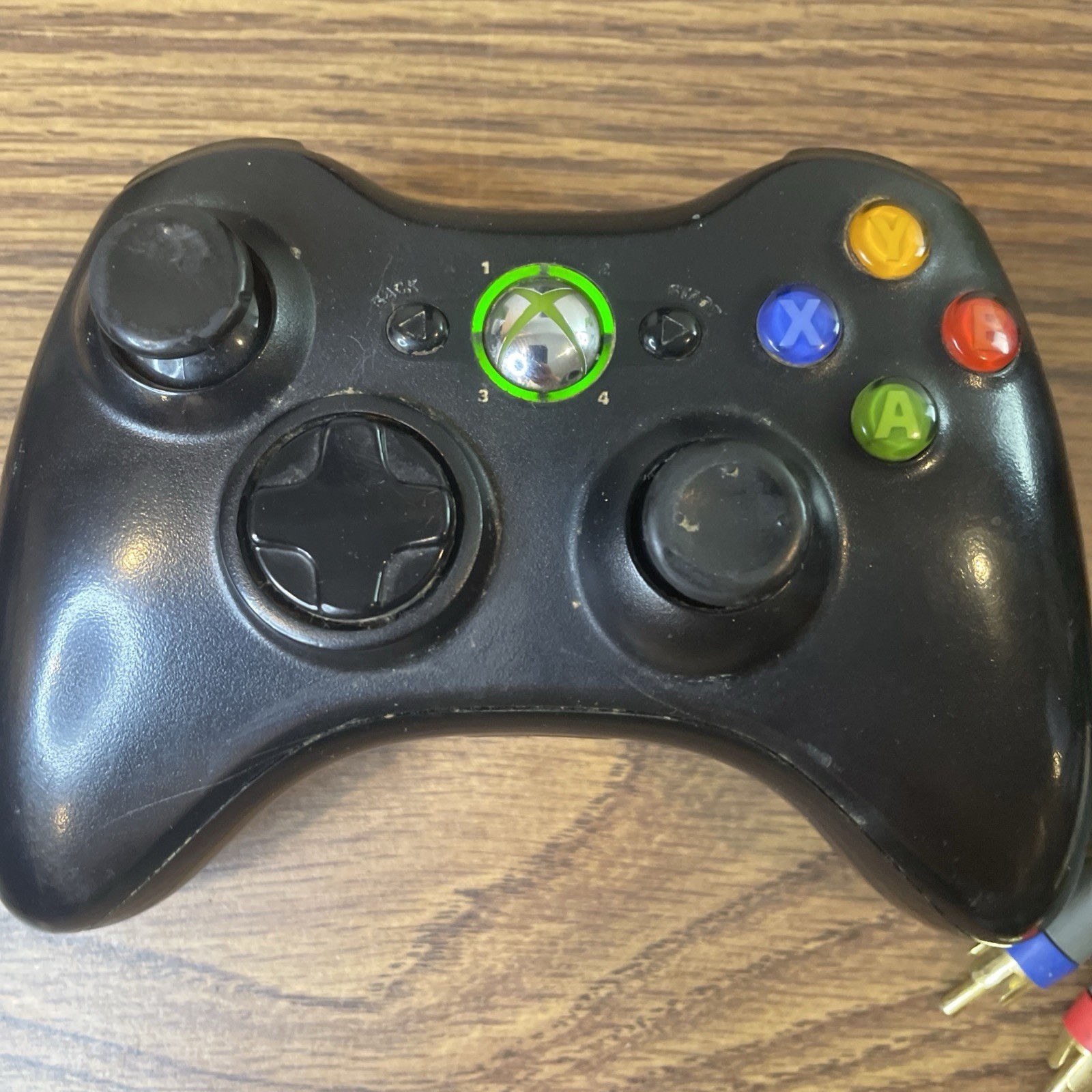 Microsoft Xbox 360 S Black 3GB, 20 Games and 1 Controller Included, Tested