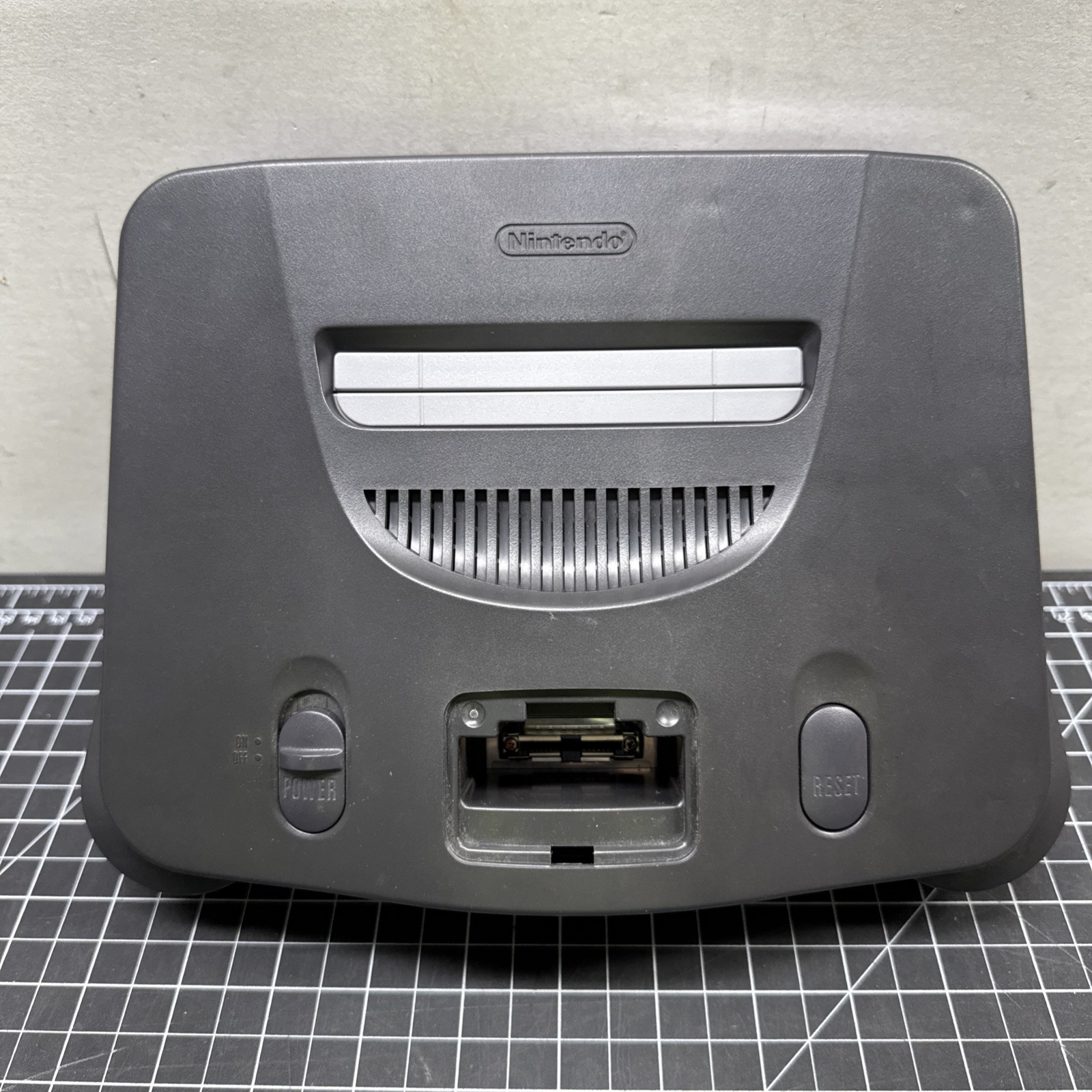 Nintendo N64 Console Only NUS-001(USA) *No Jumper* MISSING Jumper DOOR E2