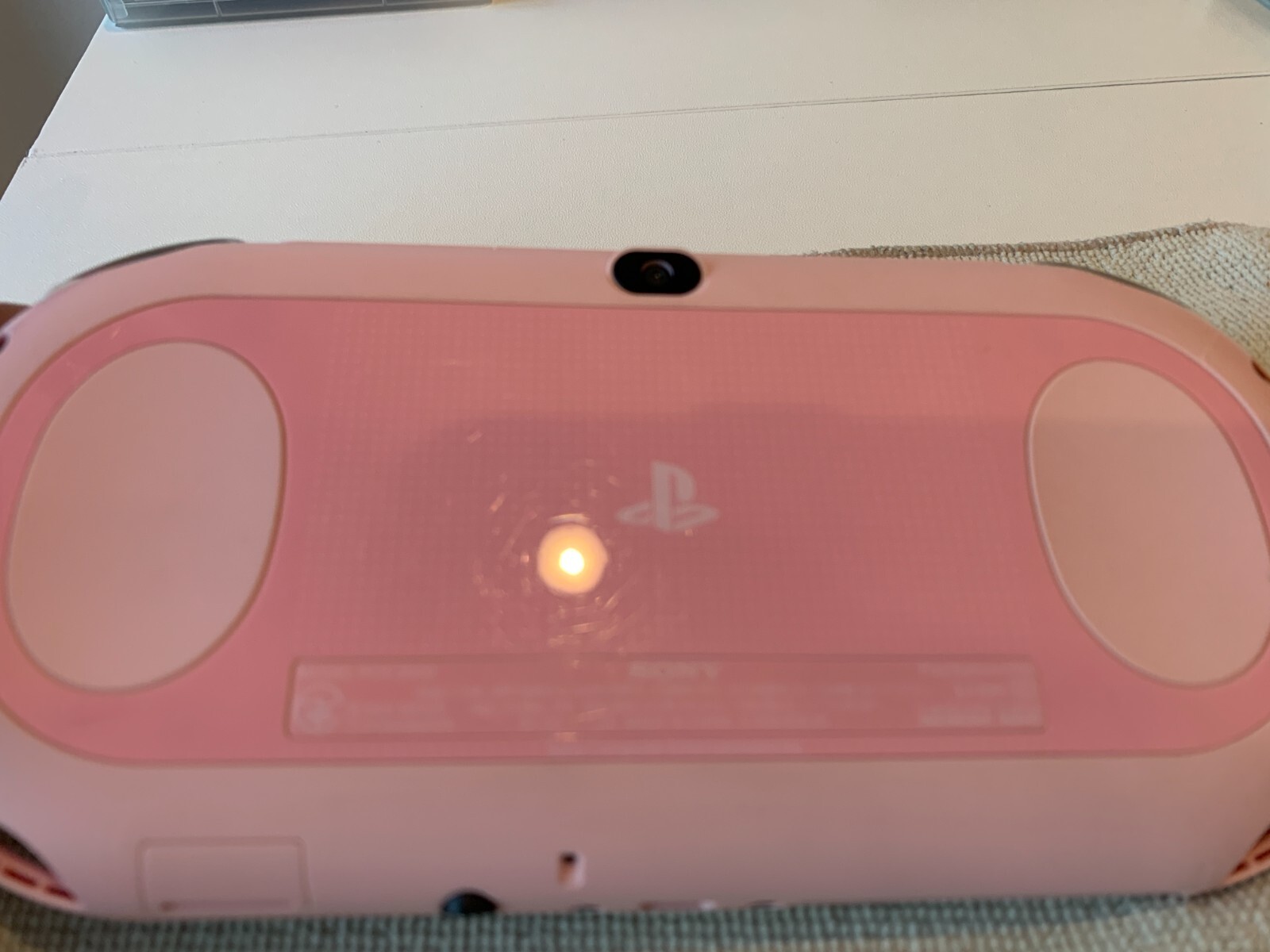 SONY PlayStation PS Vita PCH-2000 ZA19 Light Pink White 4GB memory card