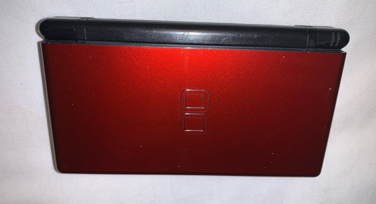 Nintendo DS Lite Crimson Handheld System – Red/Black W/ Charger No Stylus
