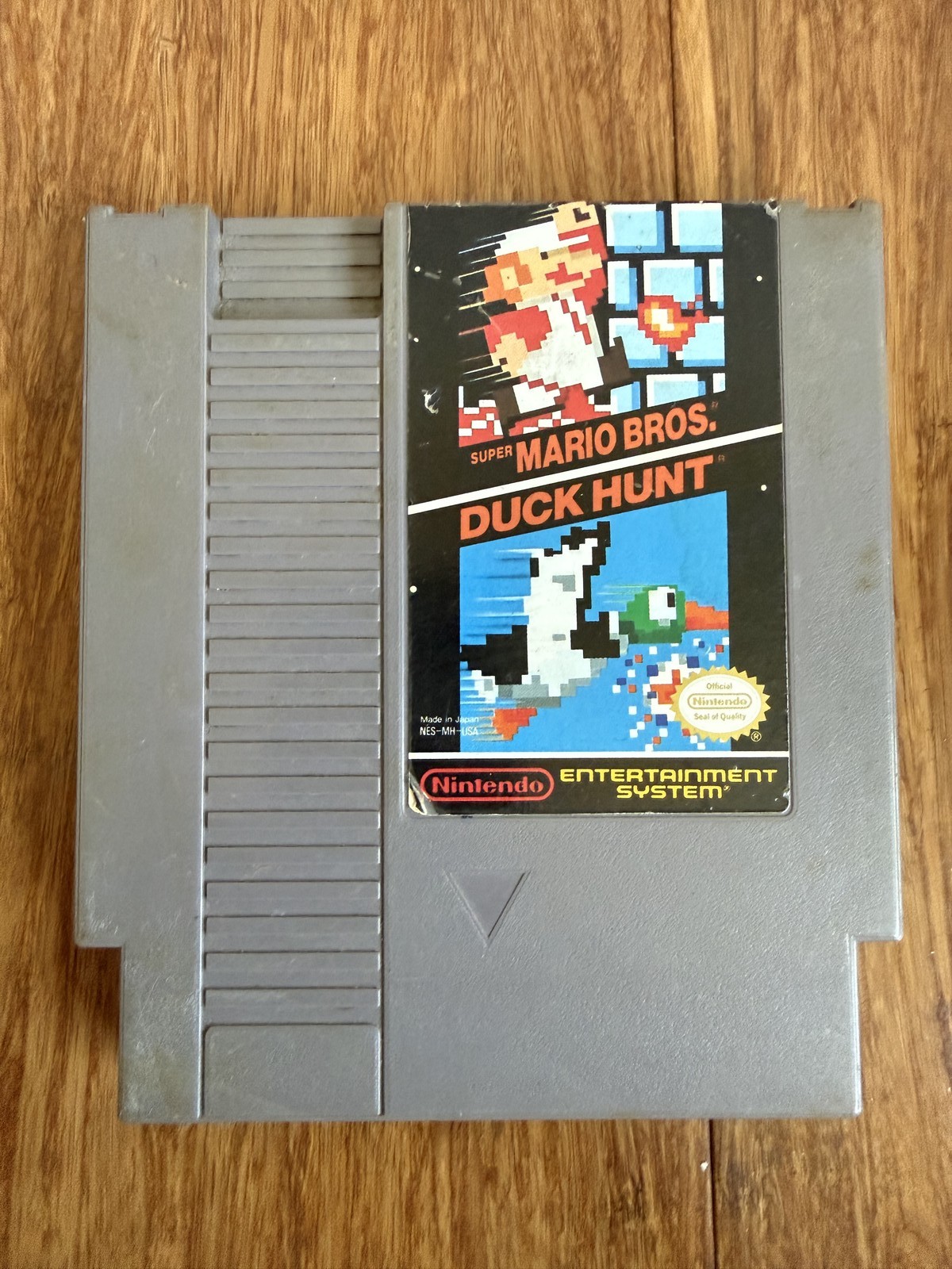Nintendo NES Console Bundle • 2 Controllers • Zapper • Mario Duck Hunt • OEM