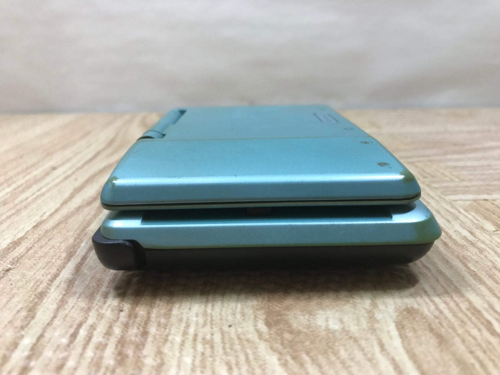 Nintendo DS Turquoise Blue Console Nintendo Japan – With Defects LG8982