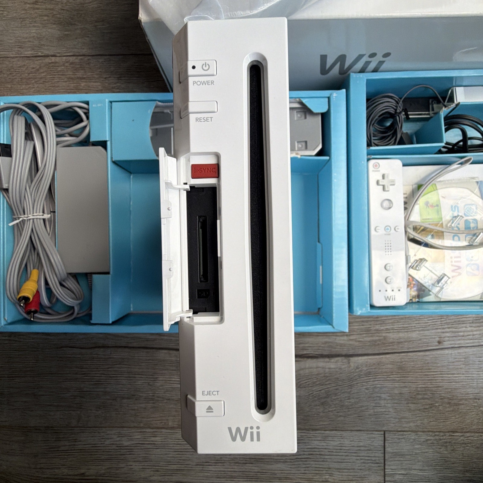 Nintendo Wii Sports Console Complete In Box CIB Numbers Matching Two Controllers
