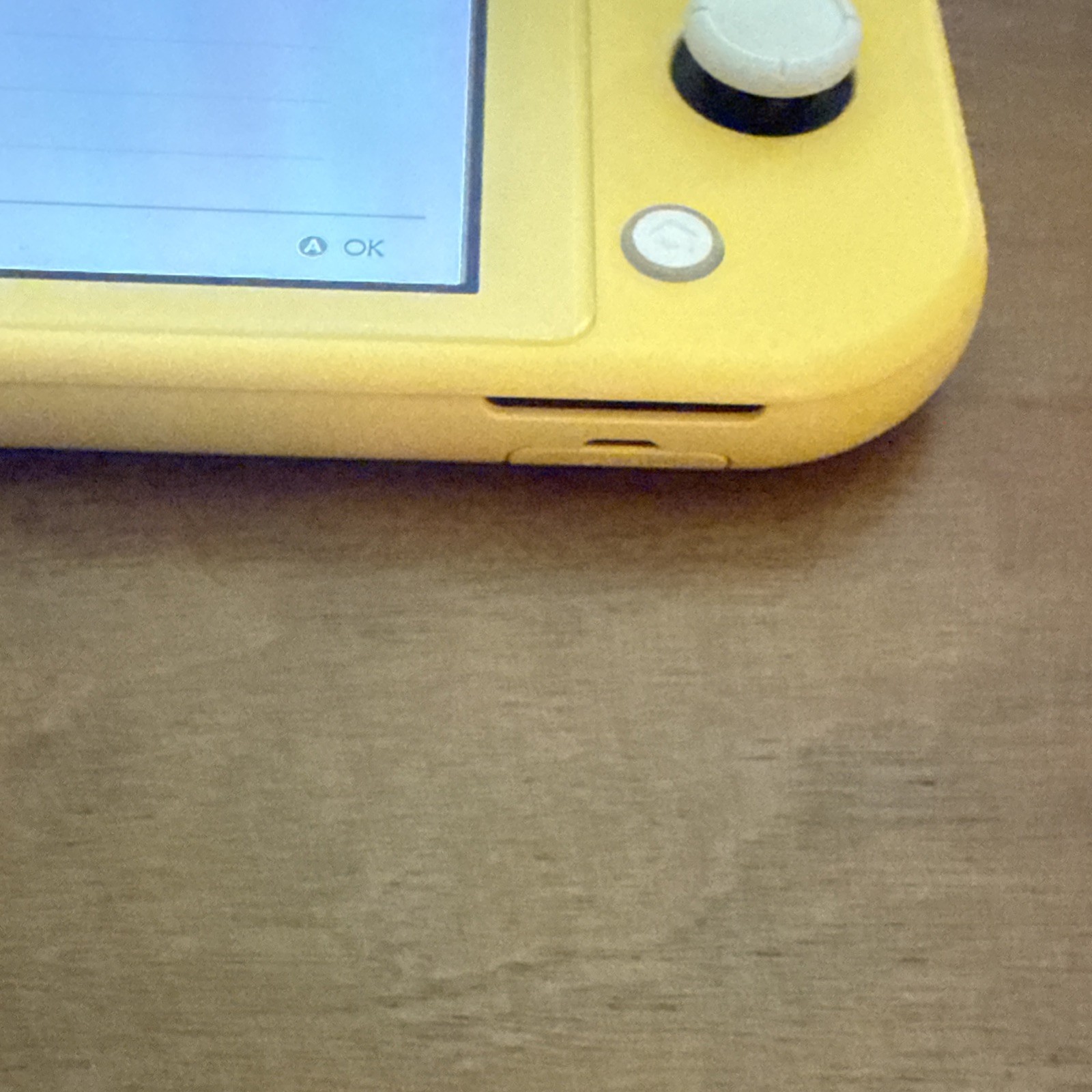 Nintendo Switch Lite Yellow – Tested Working