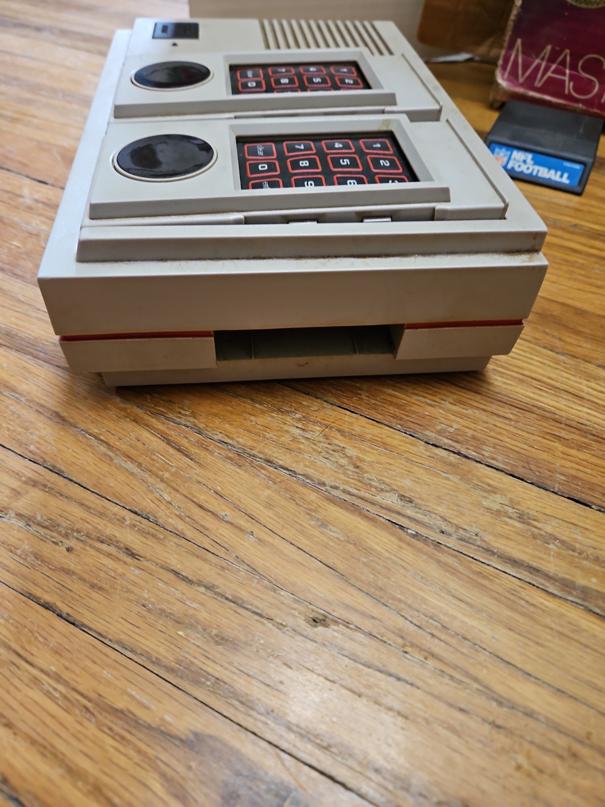 Mattel Electronics Intellivision II Console Master Component In Box With 6 Games