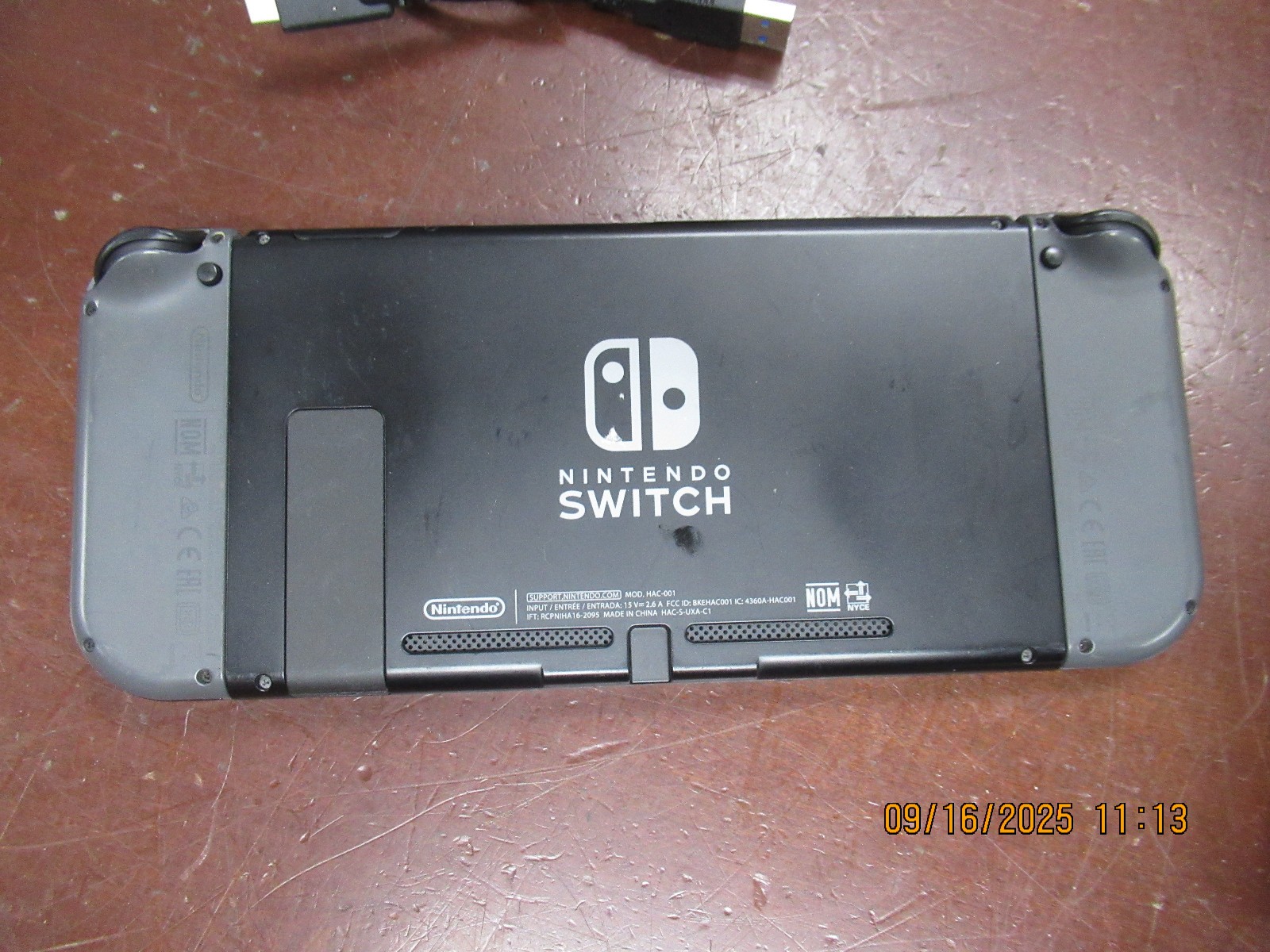 Nintendo Switch HAC-001 32GB Console with Gray Joy‑Con, Type-C Cable