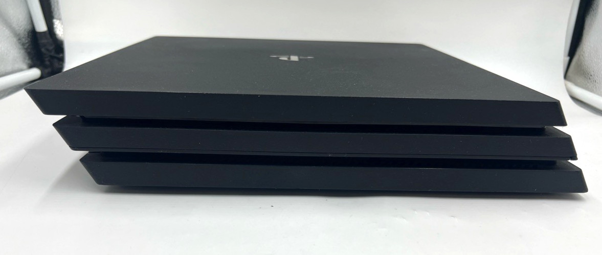 SONY PS4 – PRO – SYSTEM – CUH-7015B – 1TB (EL1117865)
