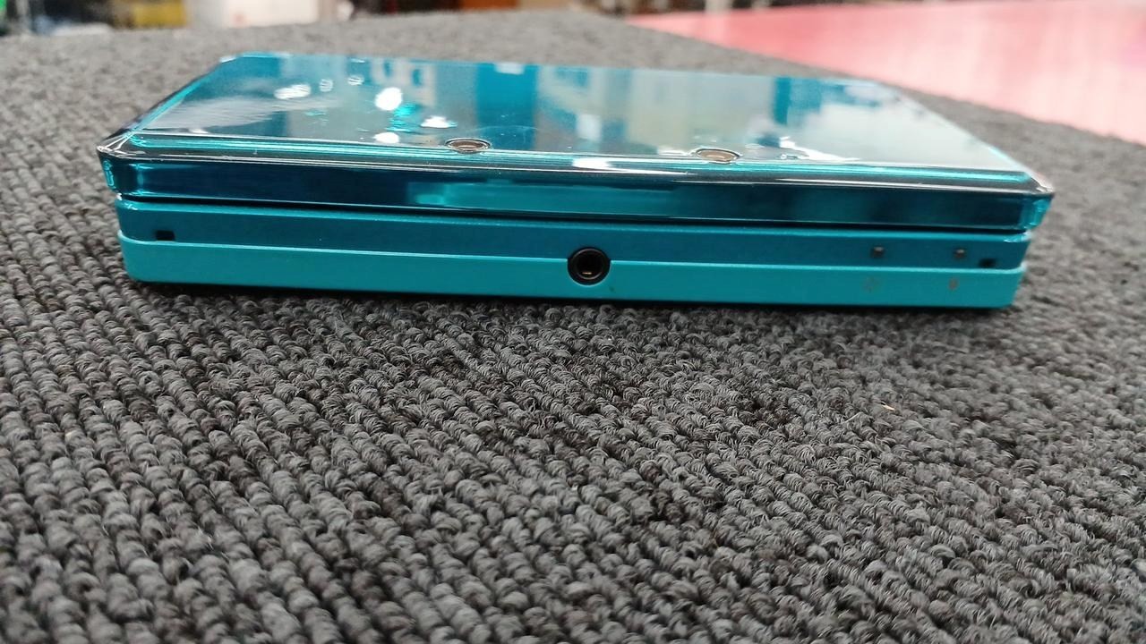 Nintendo 3DS CTR-001 Console Only Aqua Blue Handheld System A2459