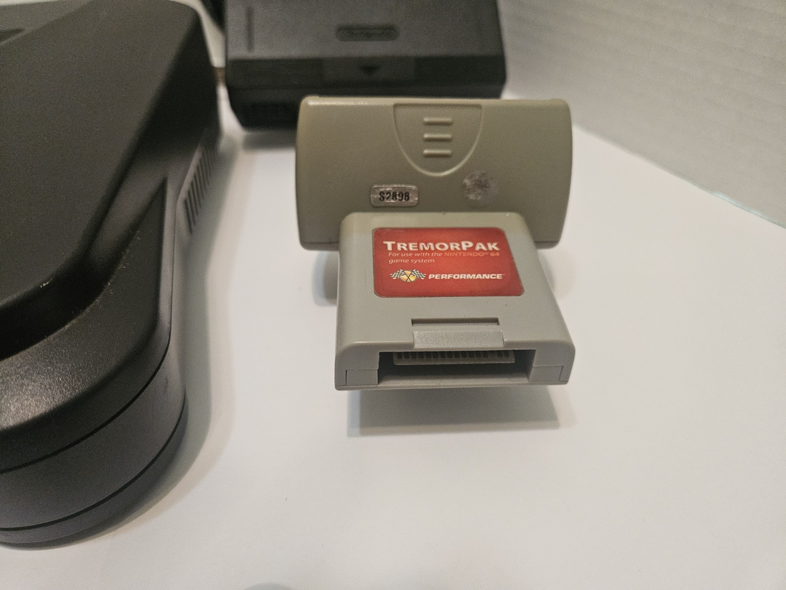 Nintendo 64 Gray Console with Two Controllers, TremorPak, Power Cord/No AV Cable
