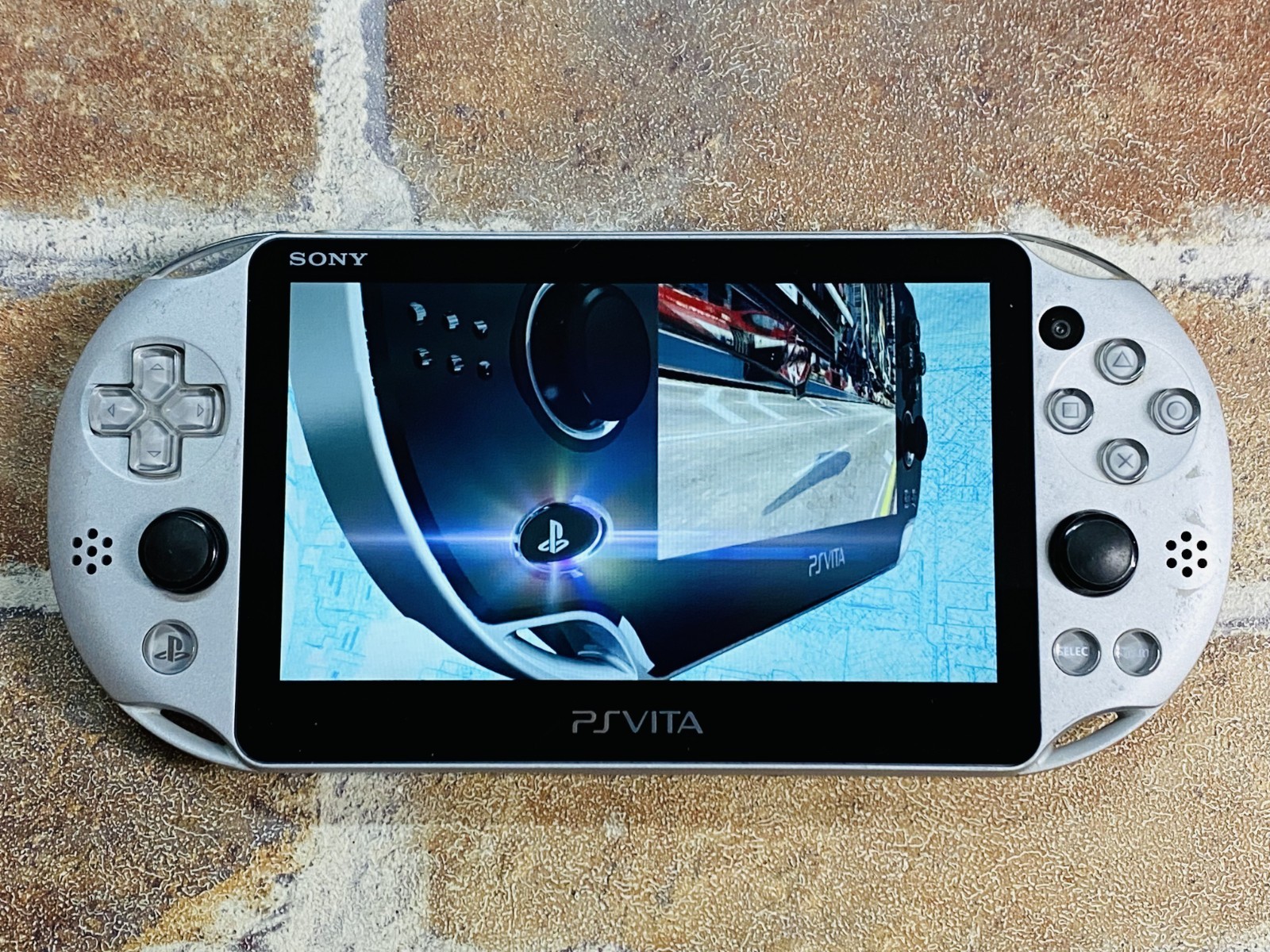 SONY PS Vita PCH-2000 ZA25 SILVER Japan PlayStation Charger 8GB Tested DDP