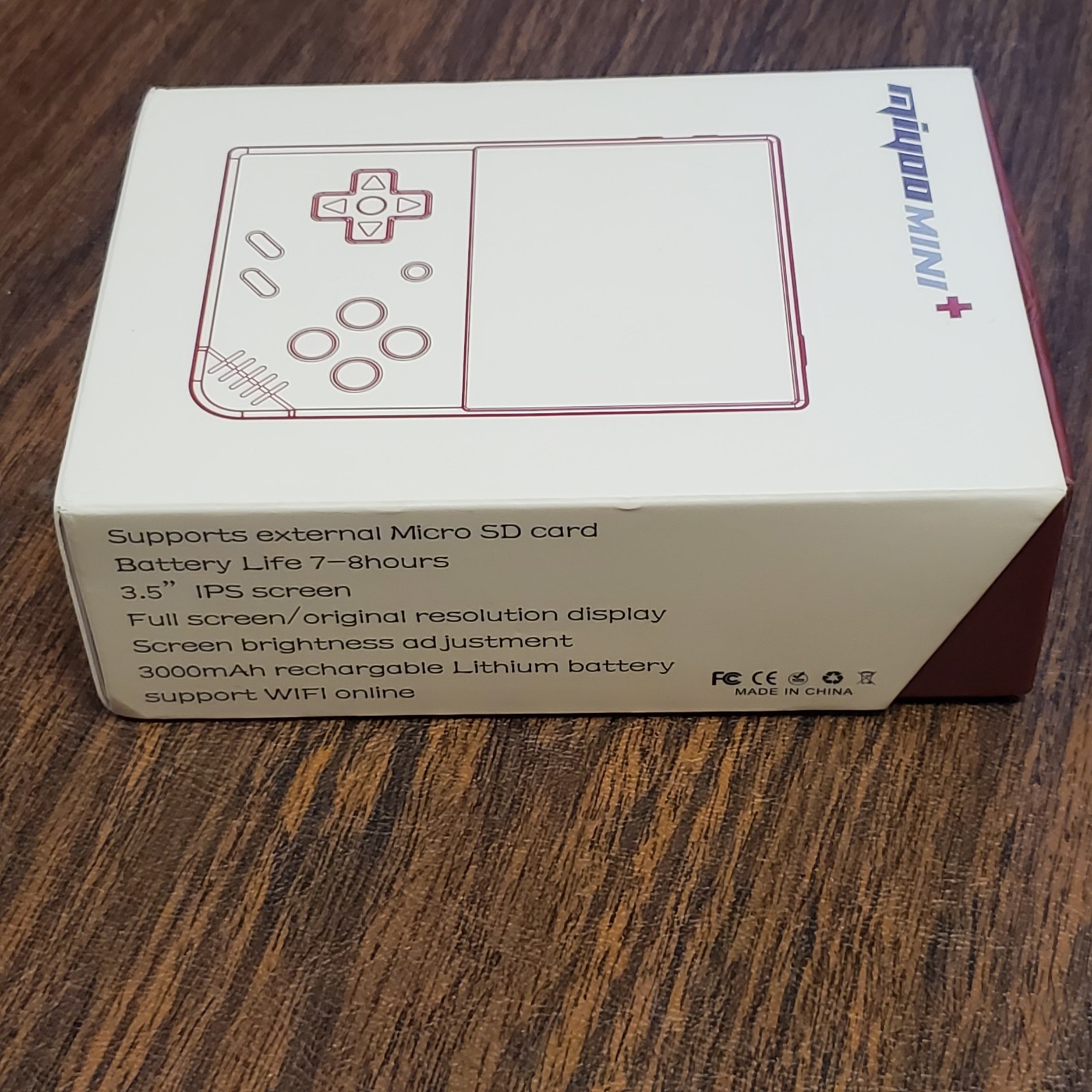 Miyoo Mini Plus White Open Source Retro Handheld Game Console. NEW. US SHIPPING