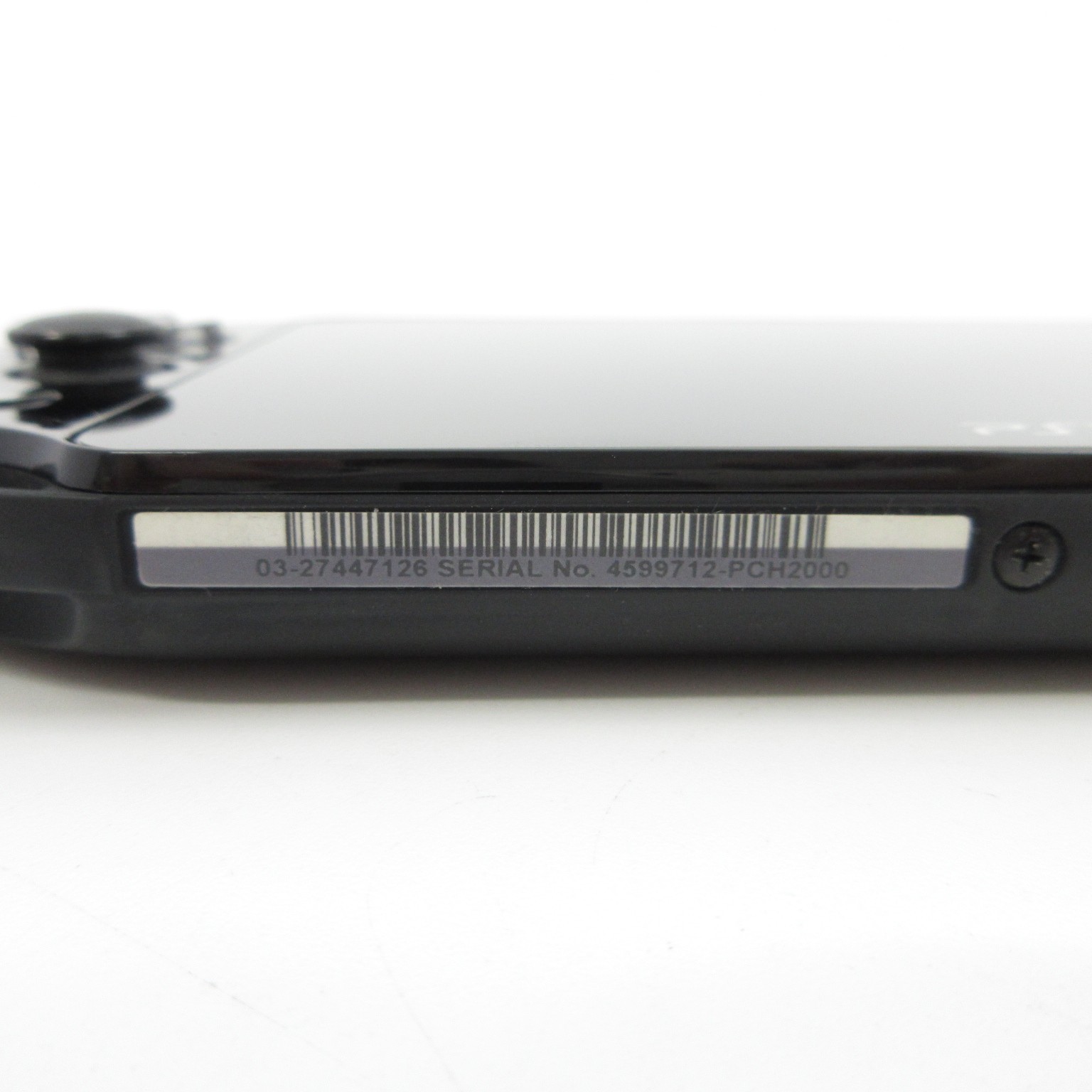 【Near Mint】Sony PS Vita PCH-2000 Black Wi-Fi Model Console only #NET0521/01
