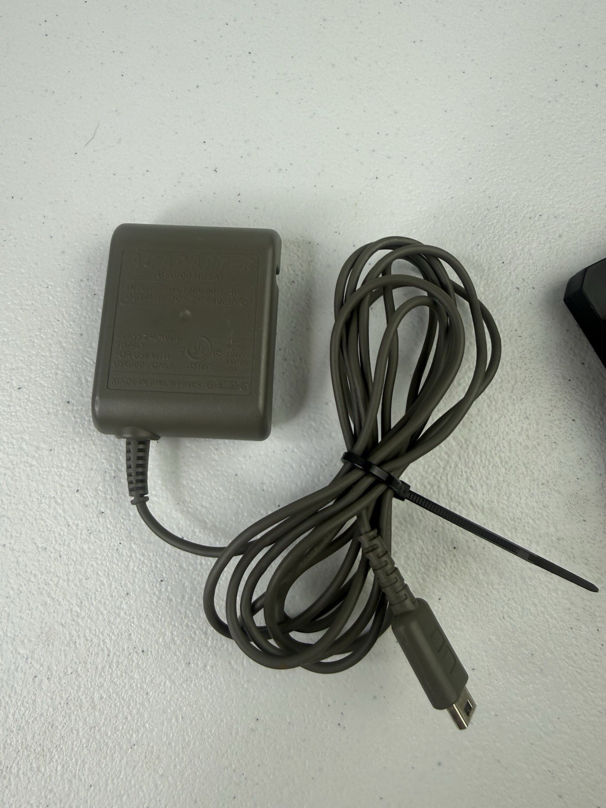 Nintendo DS Lite Metallic Rose Bundle – Games + Charger