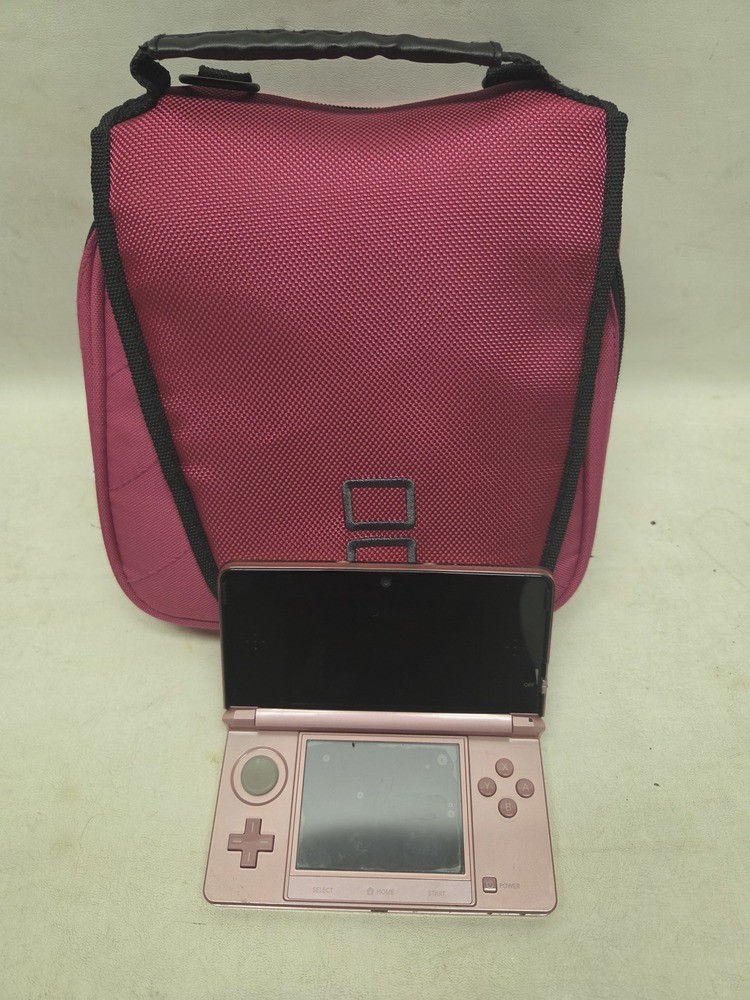 NINTENDO CTR-001(USA) PEARL PINK 3DS WITH CHARGER CASE