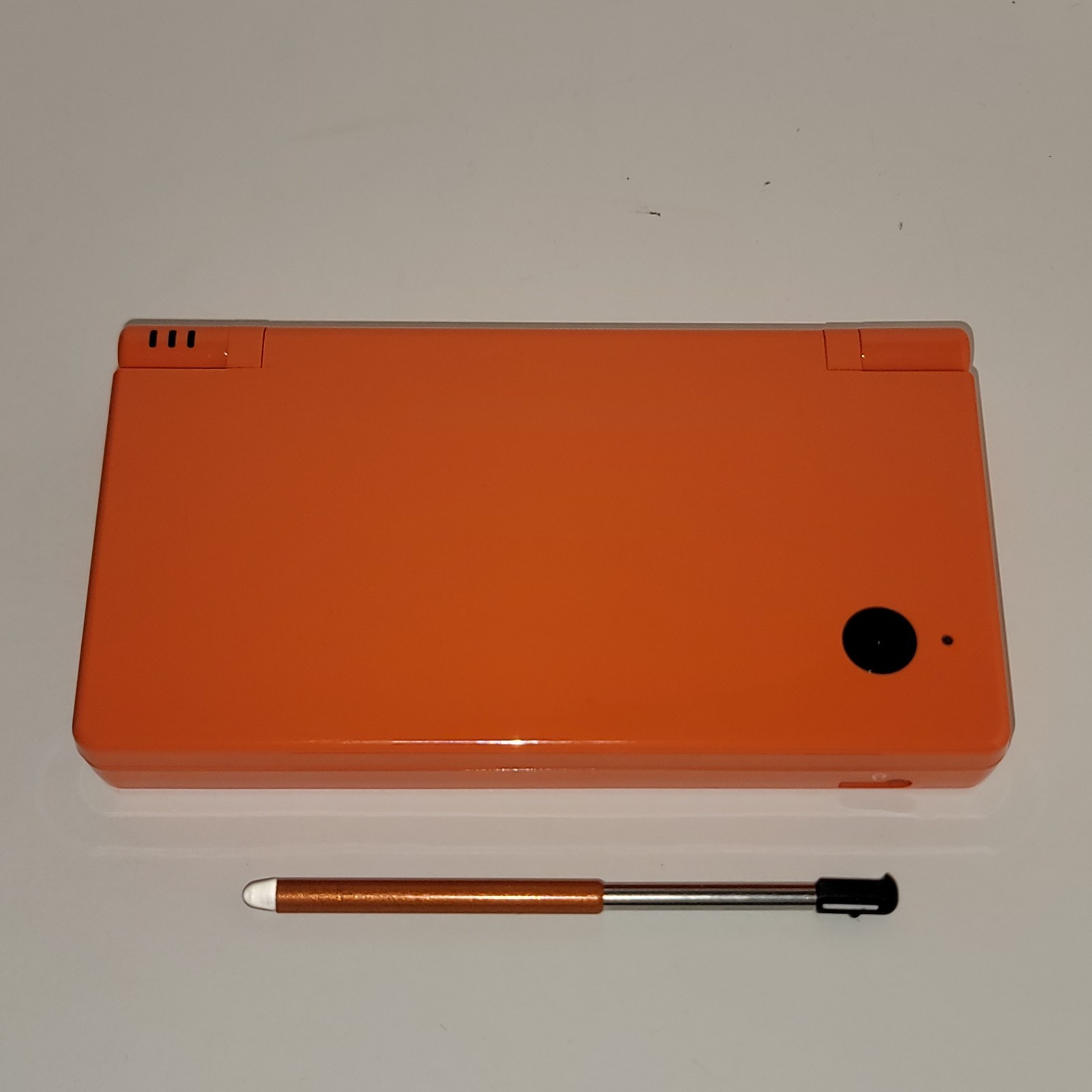 Nintendo DSi Orange Console W/ Sonic Rush Adventure, Stylus, & Charger – READ